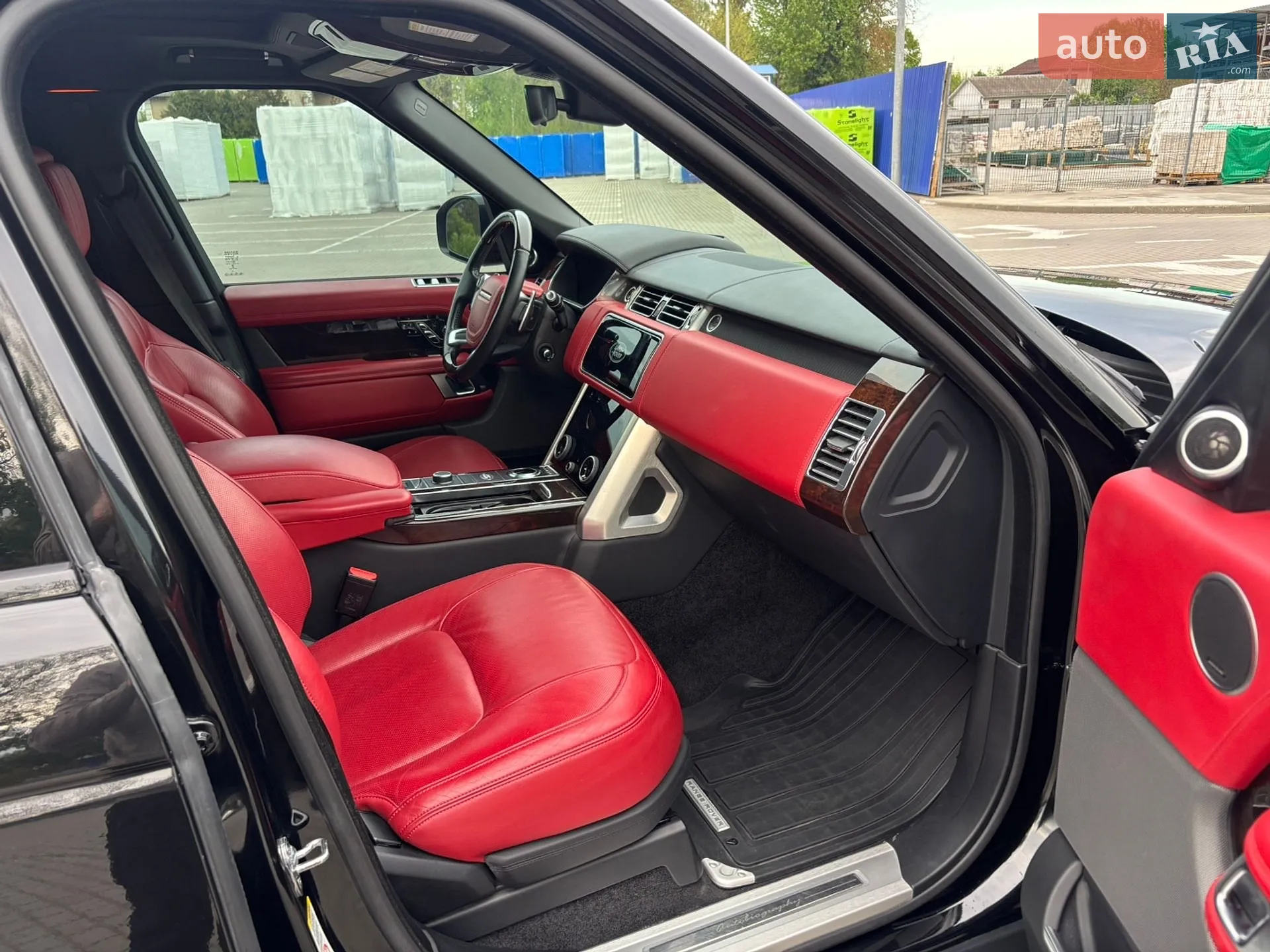 2019 Land Rover Range Rover - мініатюра 27