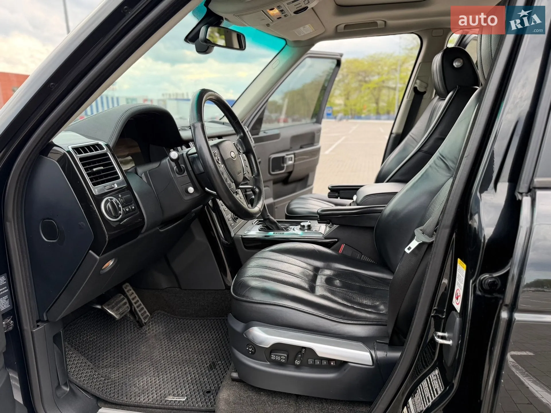 2010 Land Rover Range Rover - мініатюра 35