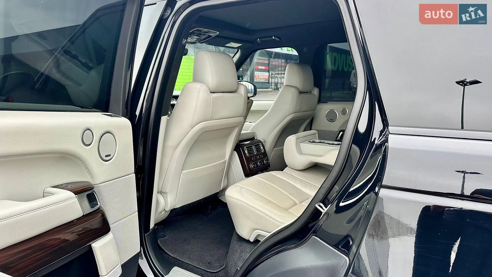 2017 Land Rover Range Rover - мініатюра 21