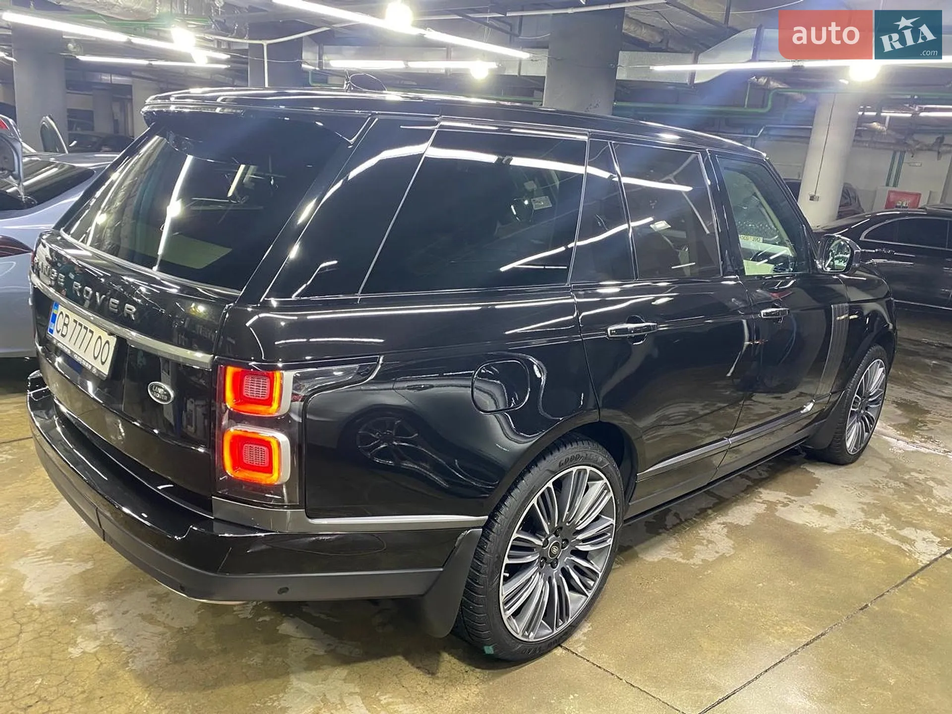2020 Land Rover Range Rover - мініатюра 25
