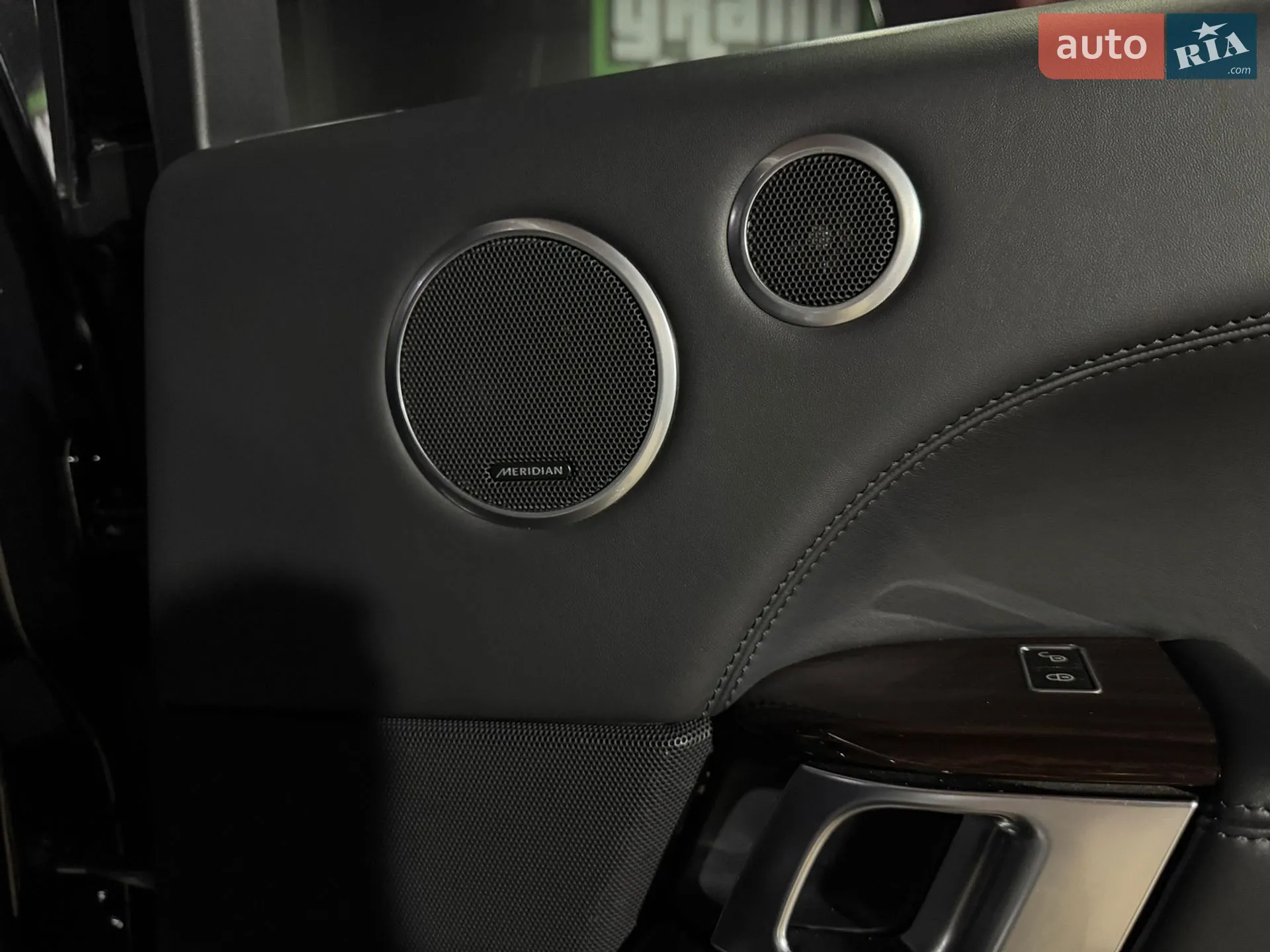 2013 Land Rover Range Rover - мініатюра 26