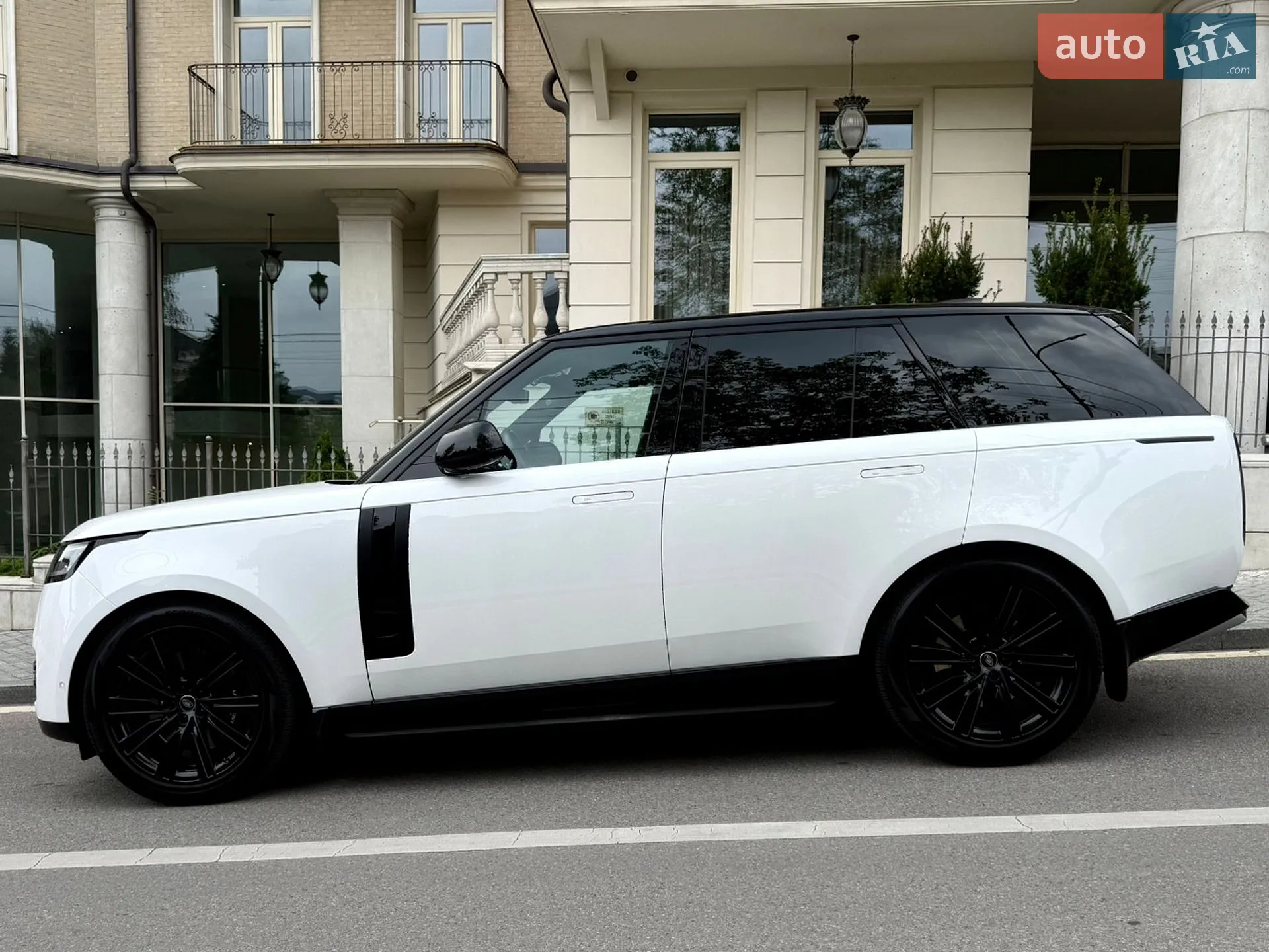 2022 Land Rover Range Rover - мініатюра 2