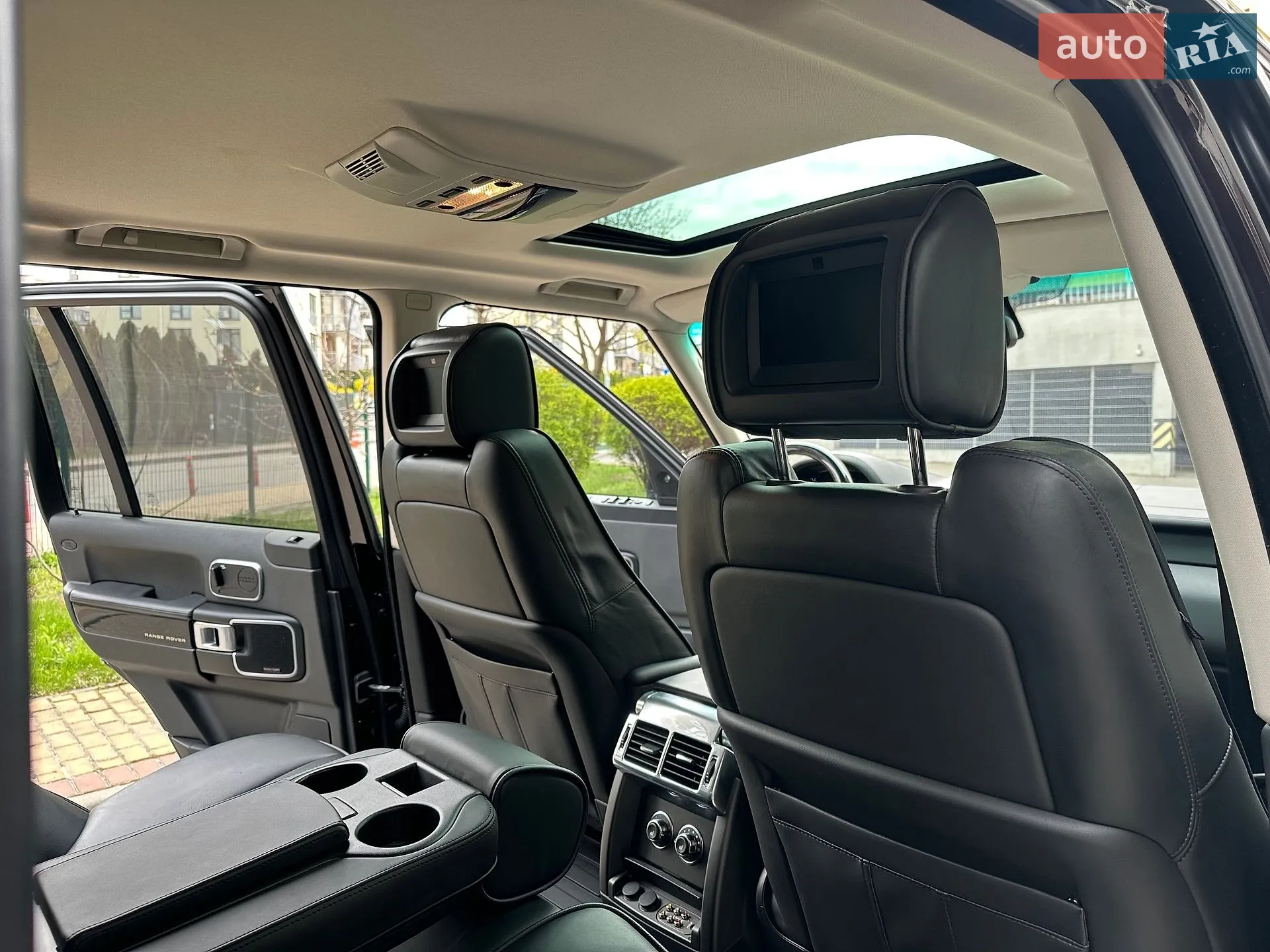 2012 Land Rover Range Rover - мініатюра 42