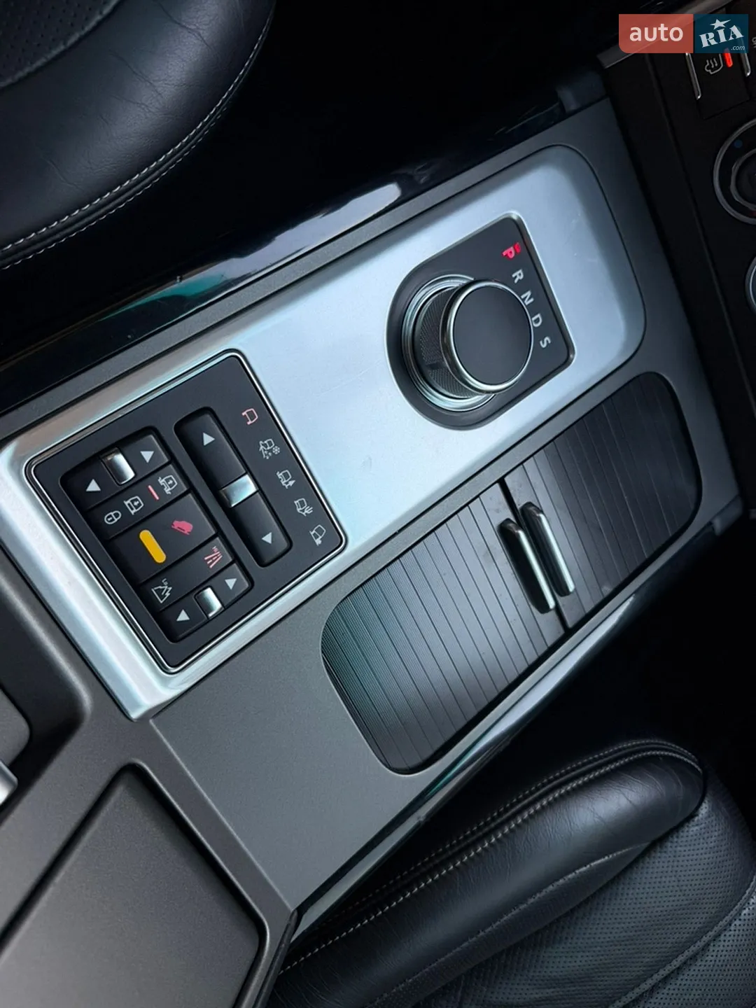 2012 Land Rover Range Rover - мініатюра 35