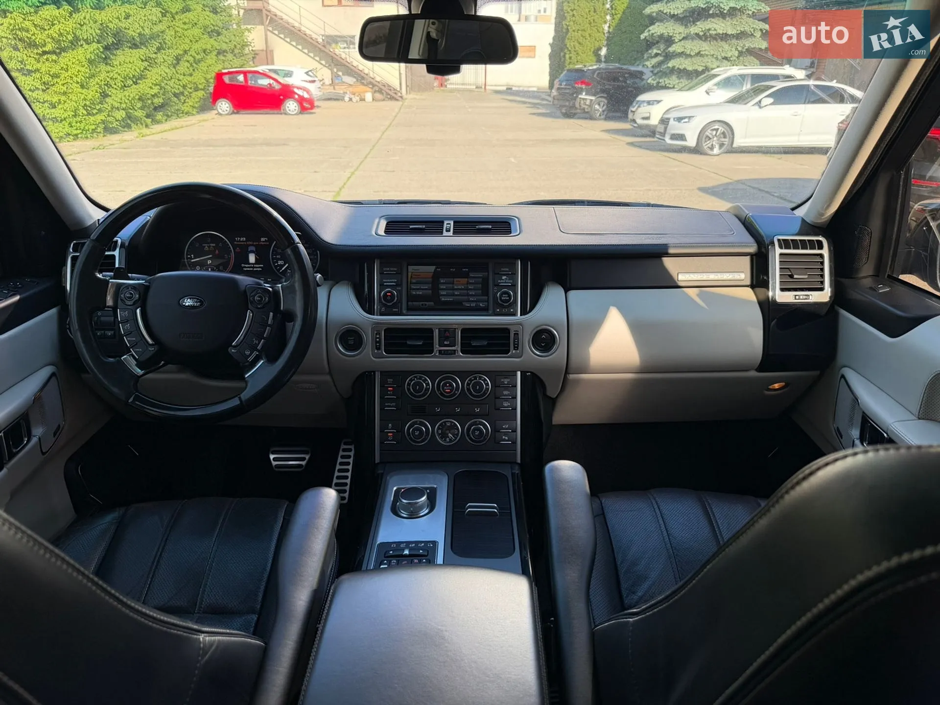 2012 Land Rover Range Rover - мініатюра 41