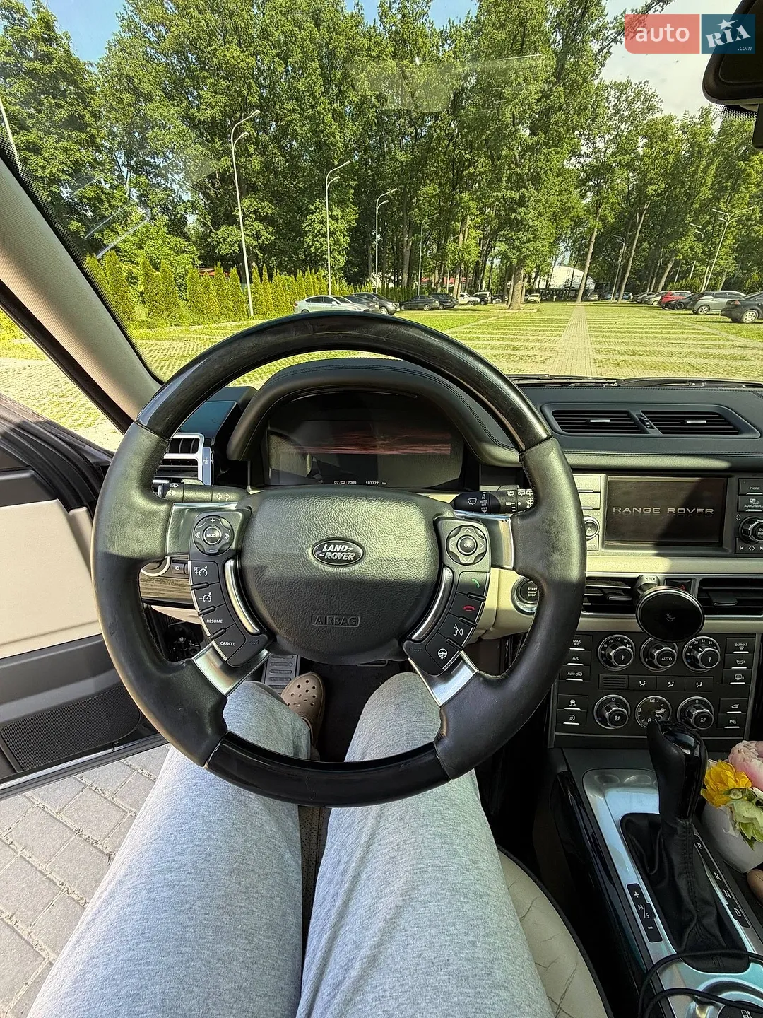 2010 Land Rover Range Rover - мініатюра 8