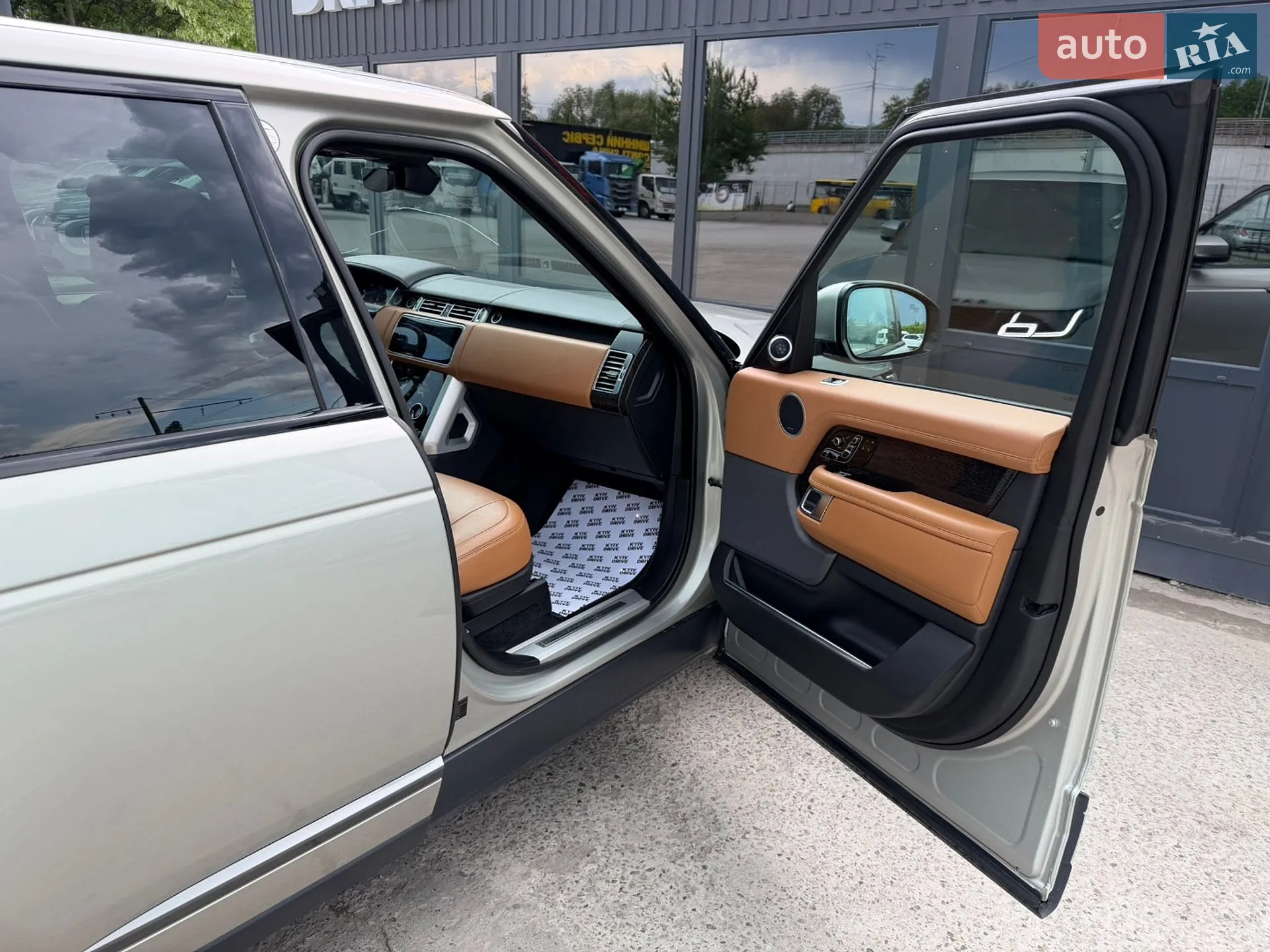2019 Land Rover Range Rover - мініатюра 34