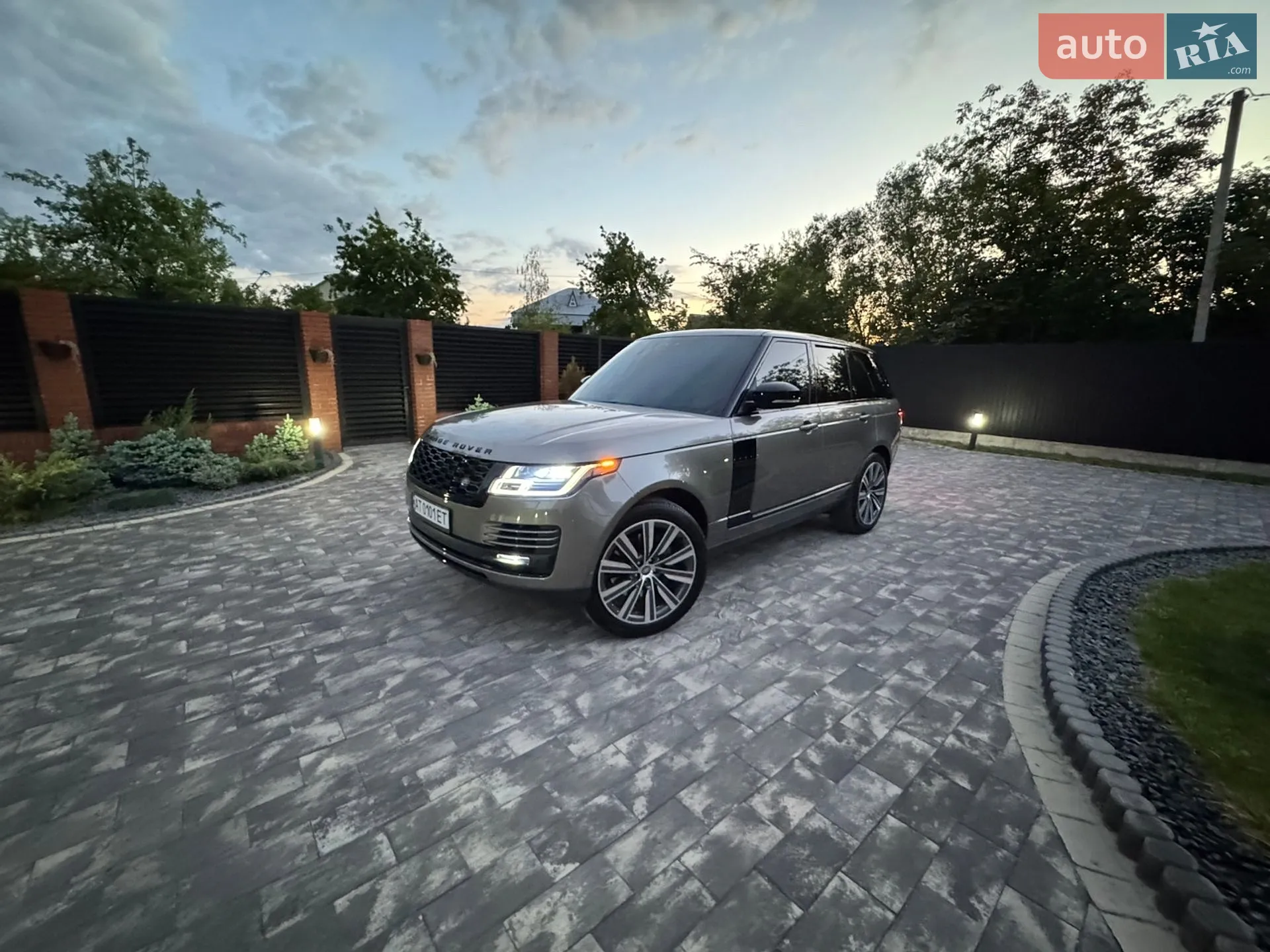 2018 Land Rover Range Rover - фото 1