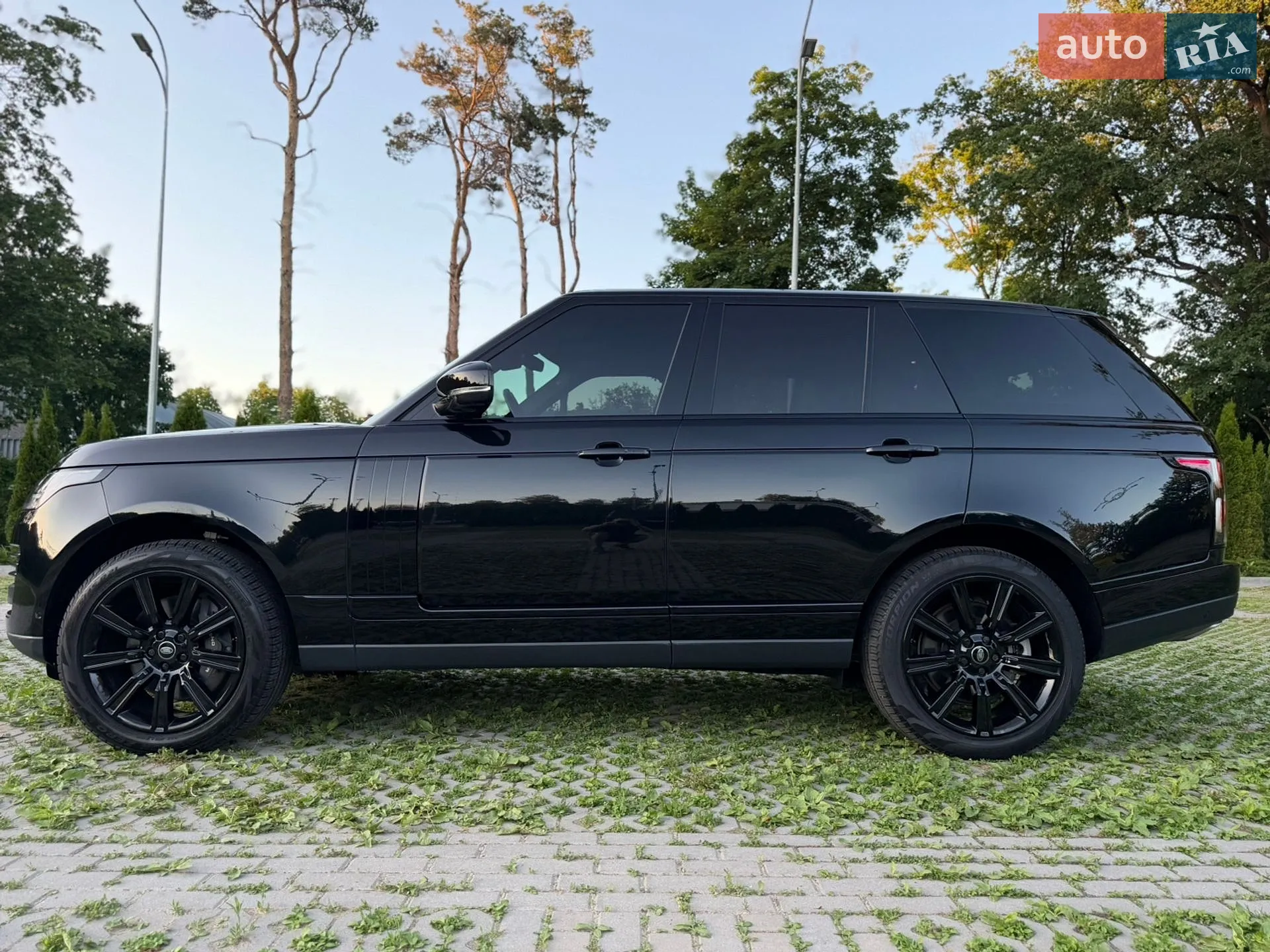 2021 Land Rover Range Rover - мініатюра 21