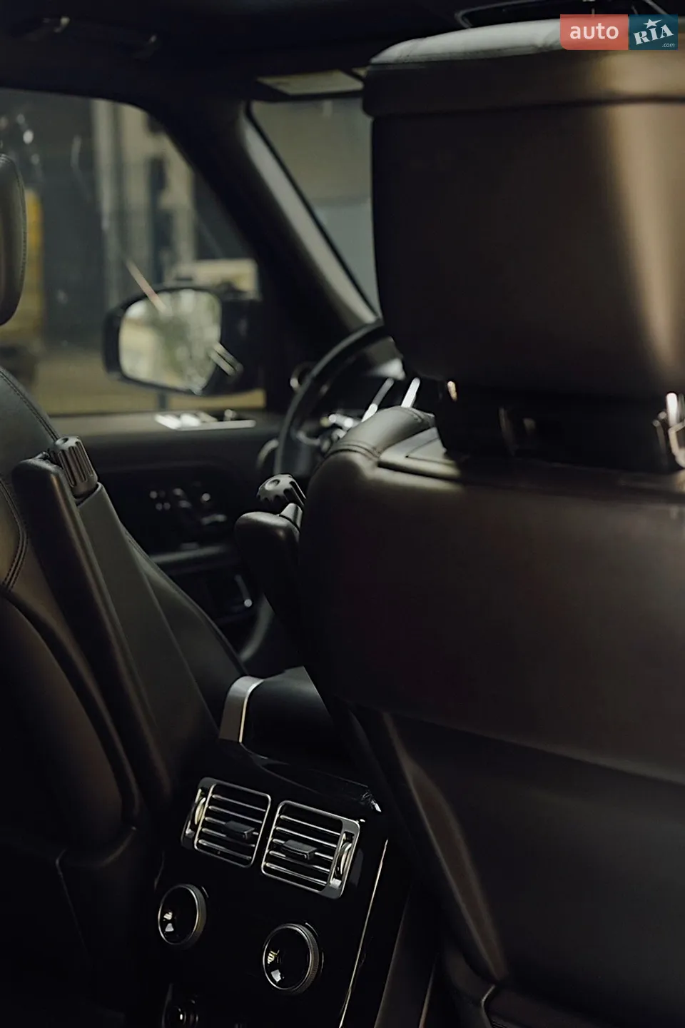 2018 Land Rover Range Rover - мініатюра 11