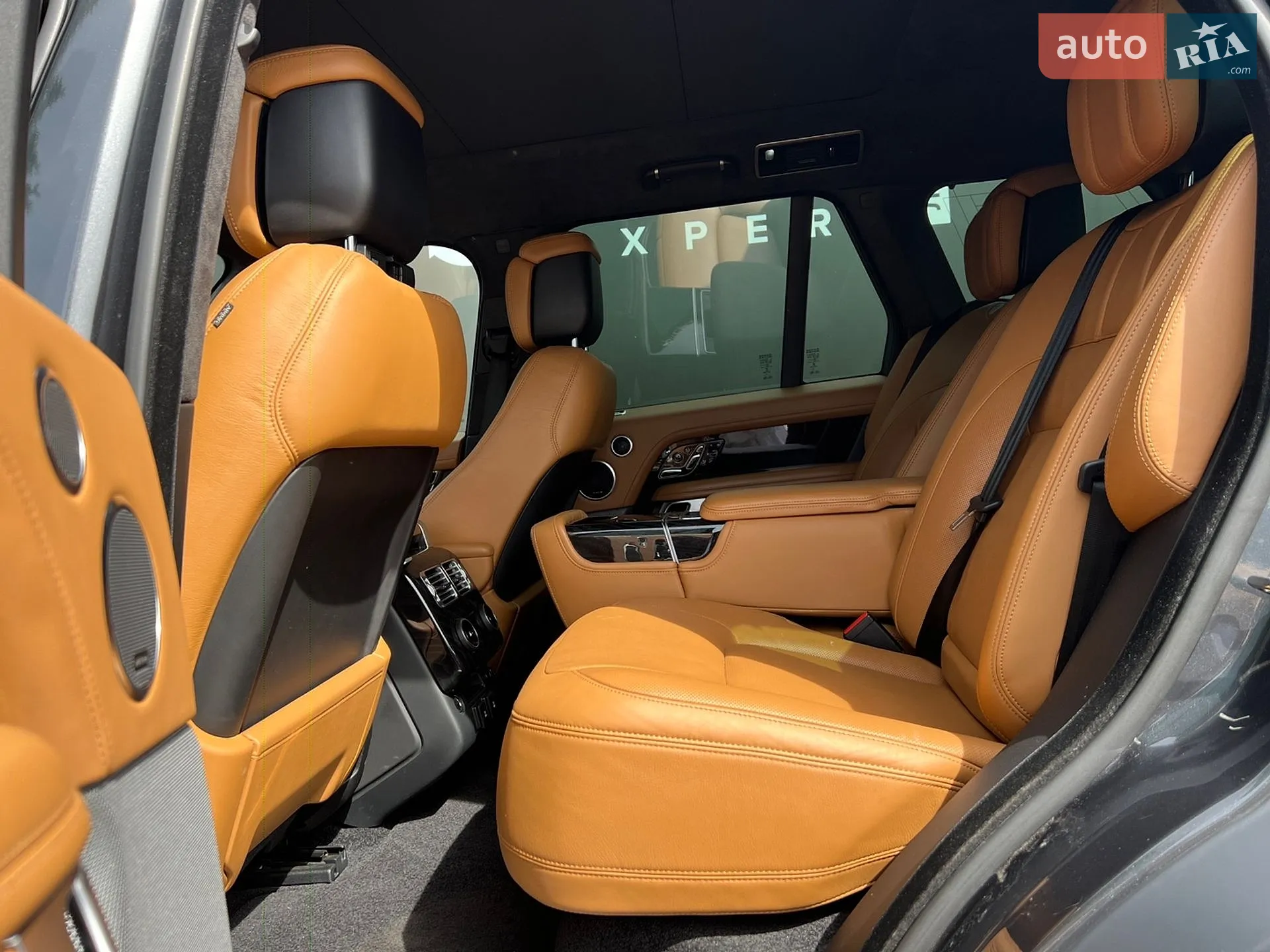 2020 Land Rover Range Rover - мініатюра 21