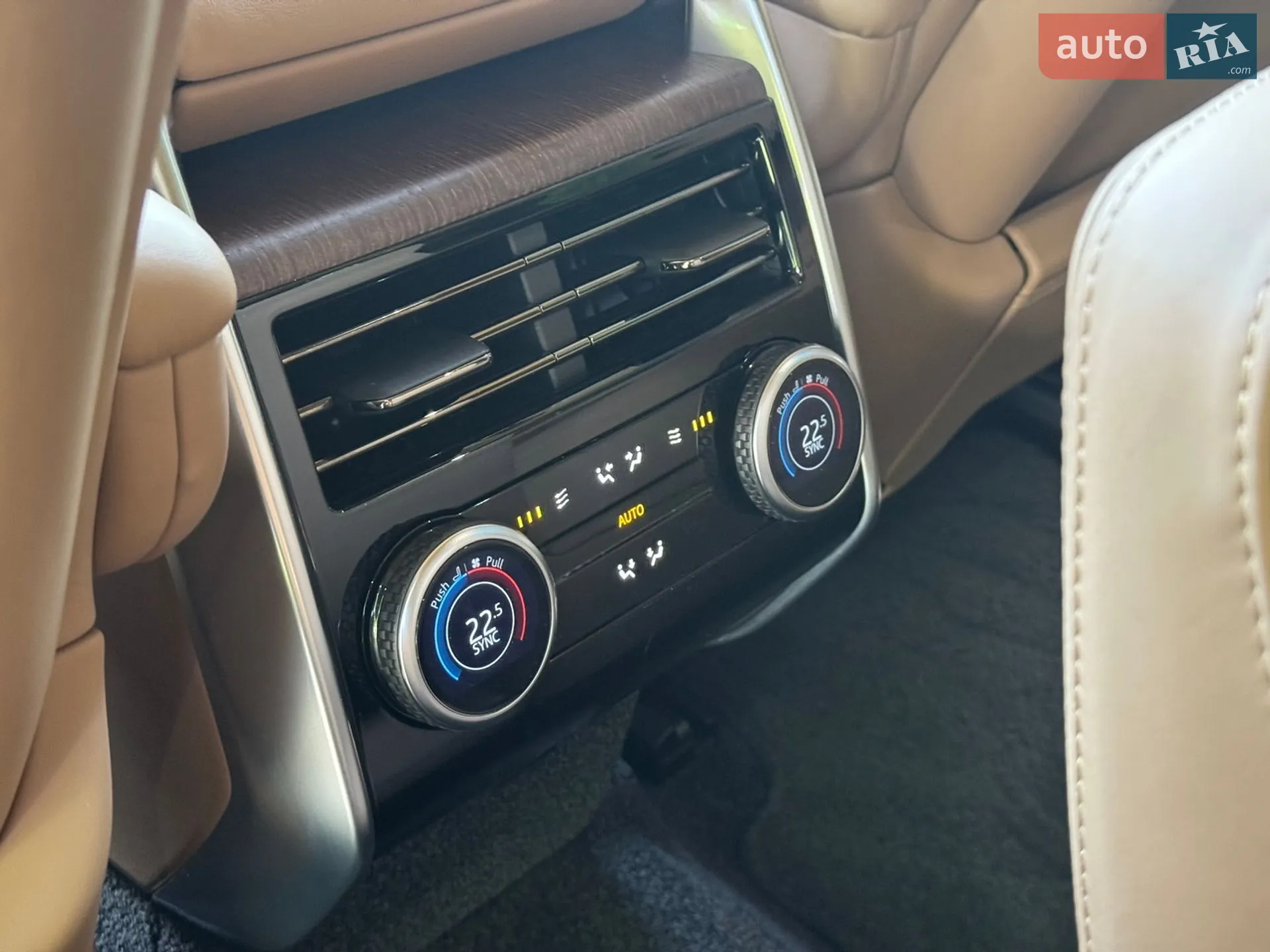 2023 Land Rover Range Rover - мініатюра 23
