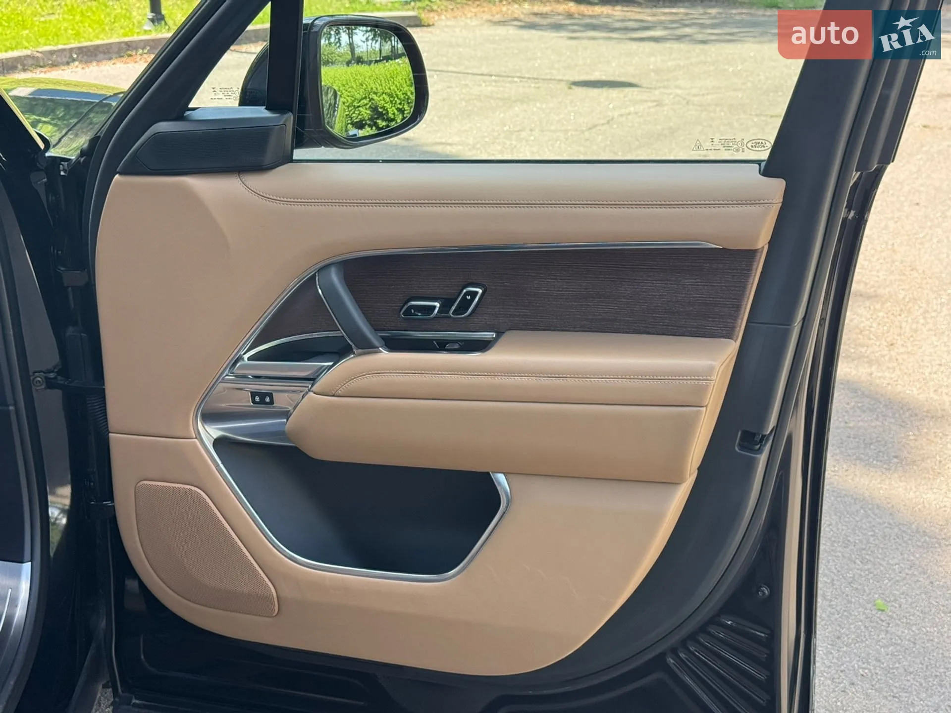 2023 Land Rover Range Rover - мініатюра 27