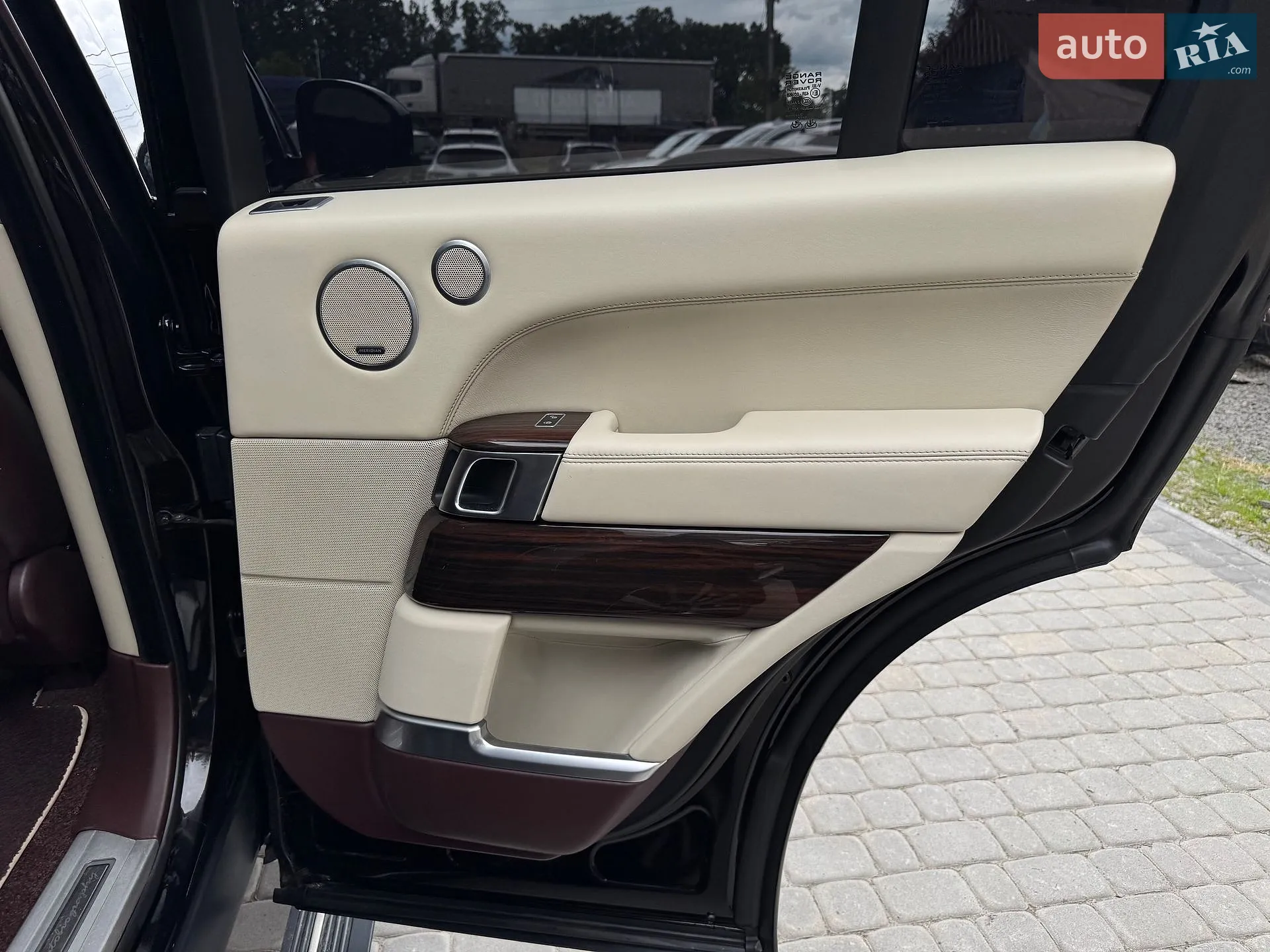 2013 Land Rover Range Rover - мініатюра 32