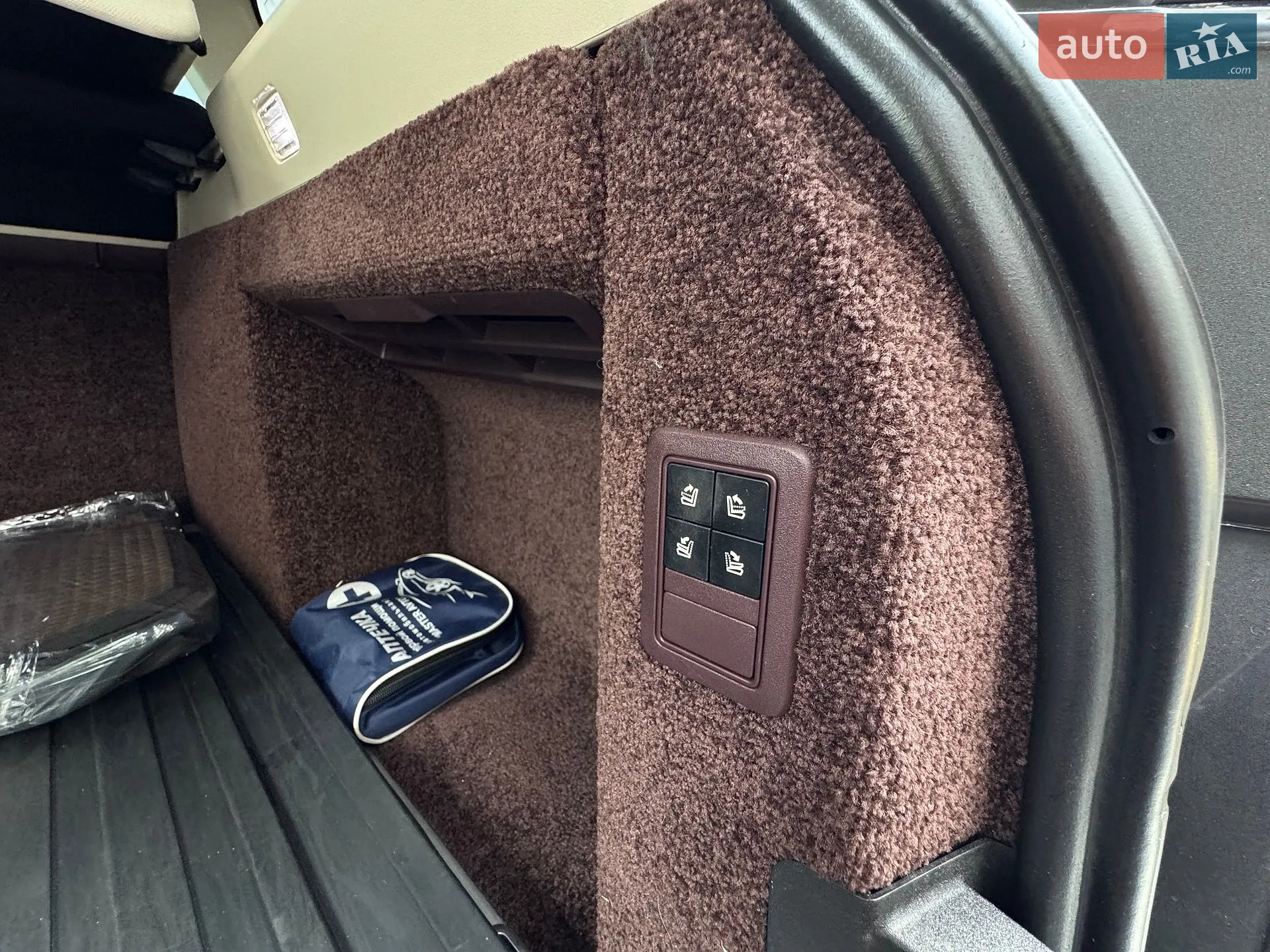 2013 Land Rover Range Rover - мініатюра 40
