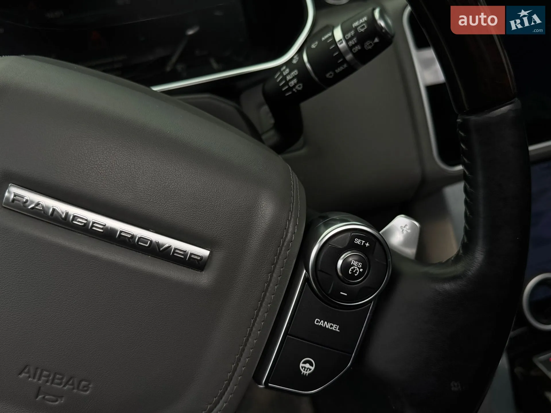 2015 Land Rover Range Rover - мініатюра 31