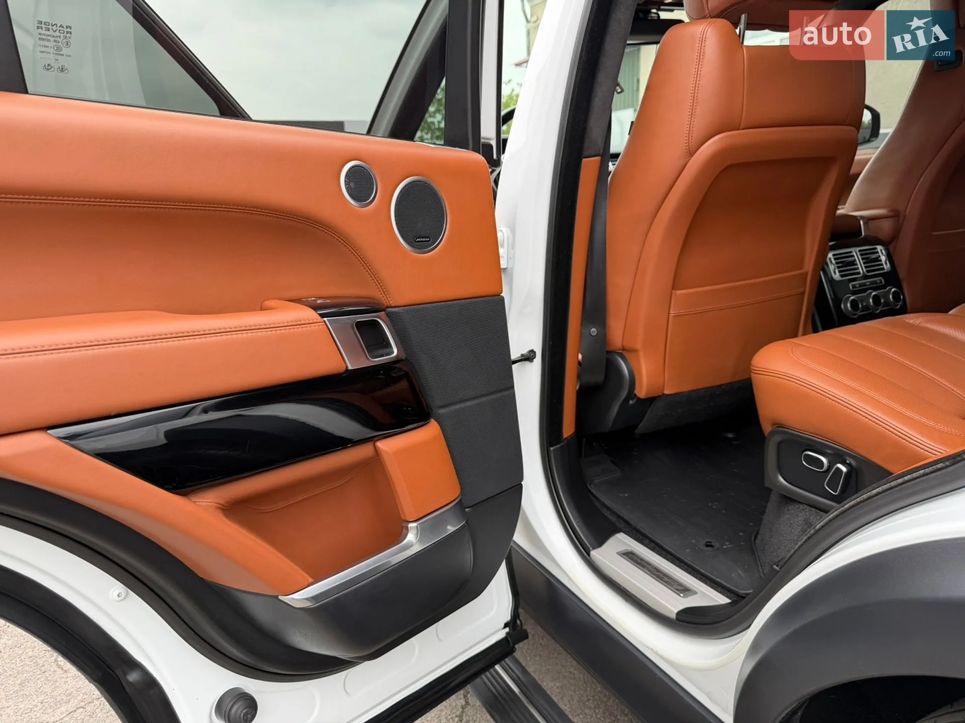 2014 Land Rover Range Rover - мініатюра 16