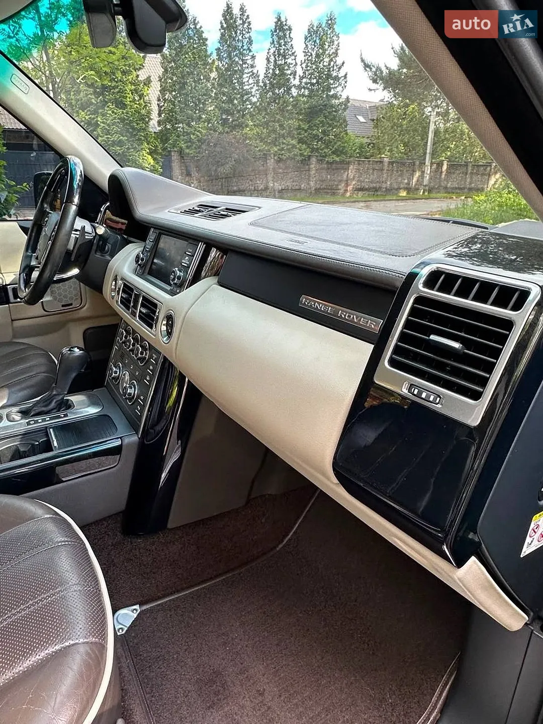 2010 Land Rover Range Rover - мініатюра 13