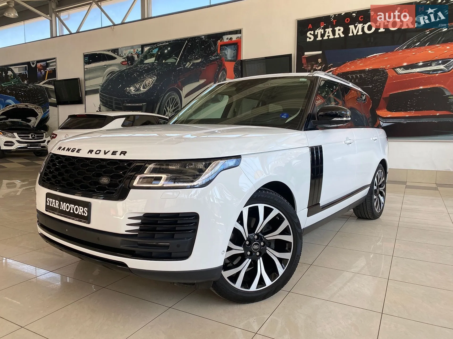 2018 Land Rover Range Rover - мініатюра 2