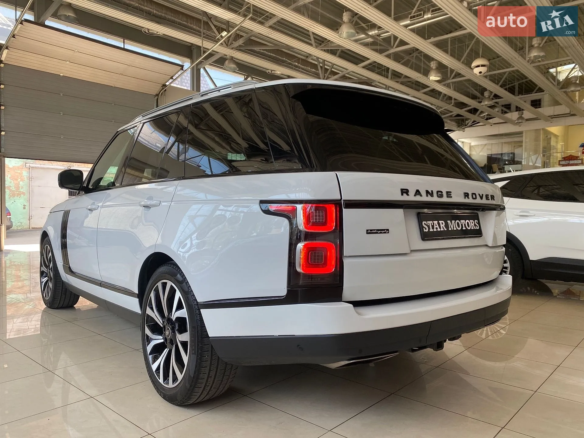 2018 Land Rover Range Rover - мініатюра 15