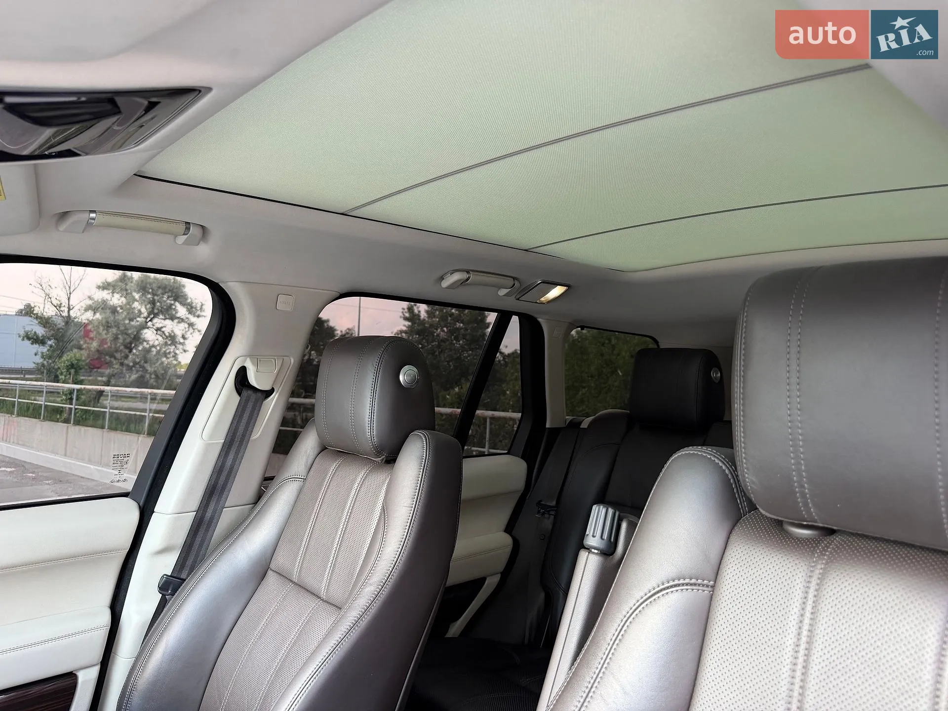 2015 Land Rover Range Rover - мініатюра 17