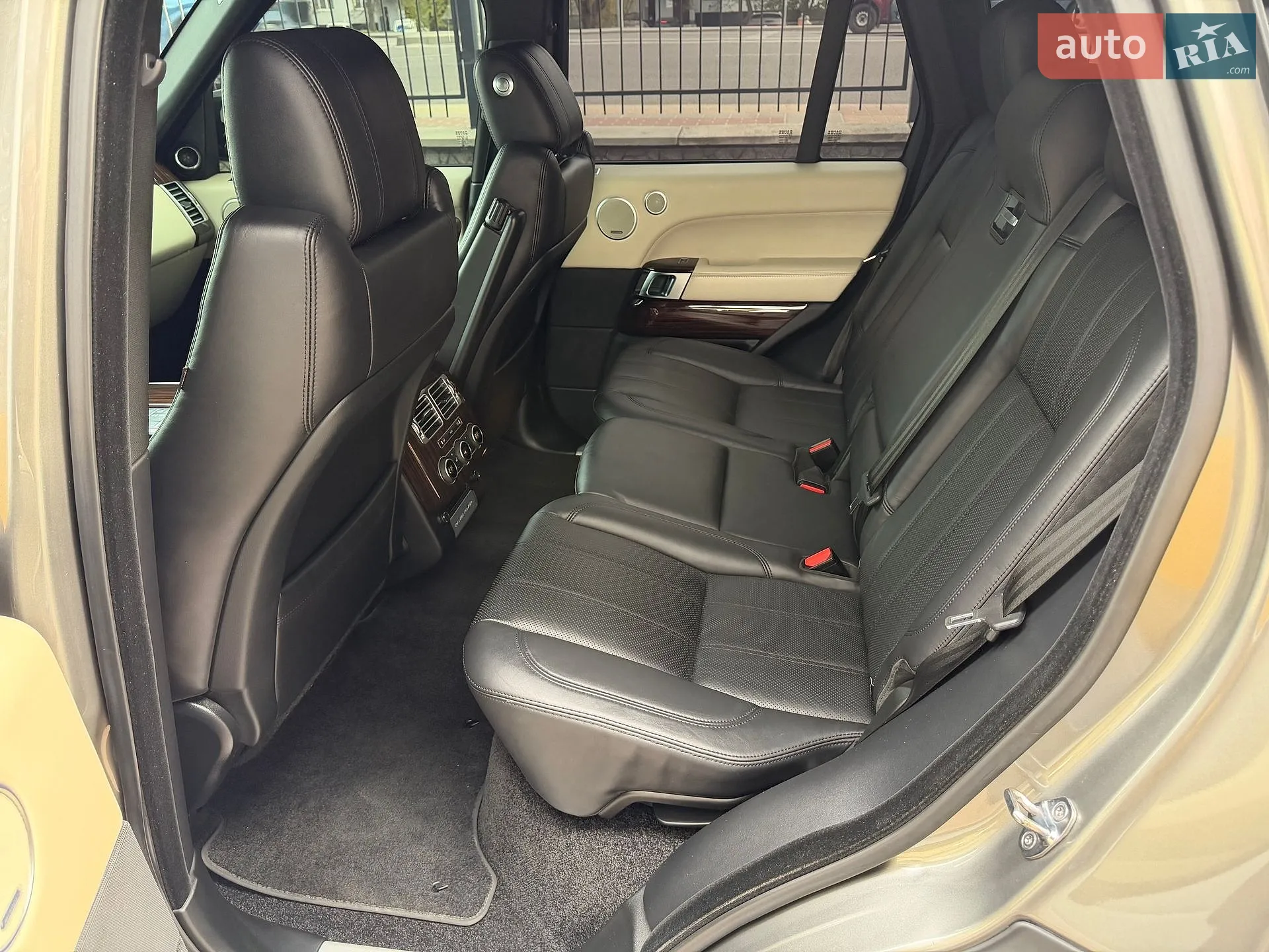 2017 Land Rover Range Rover - мініатюра 42