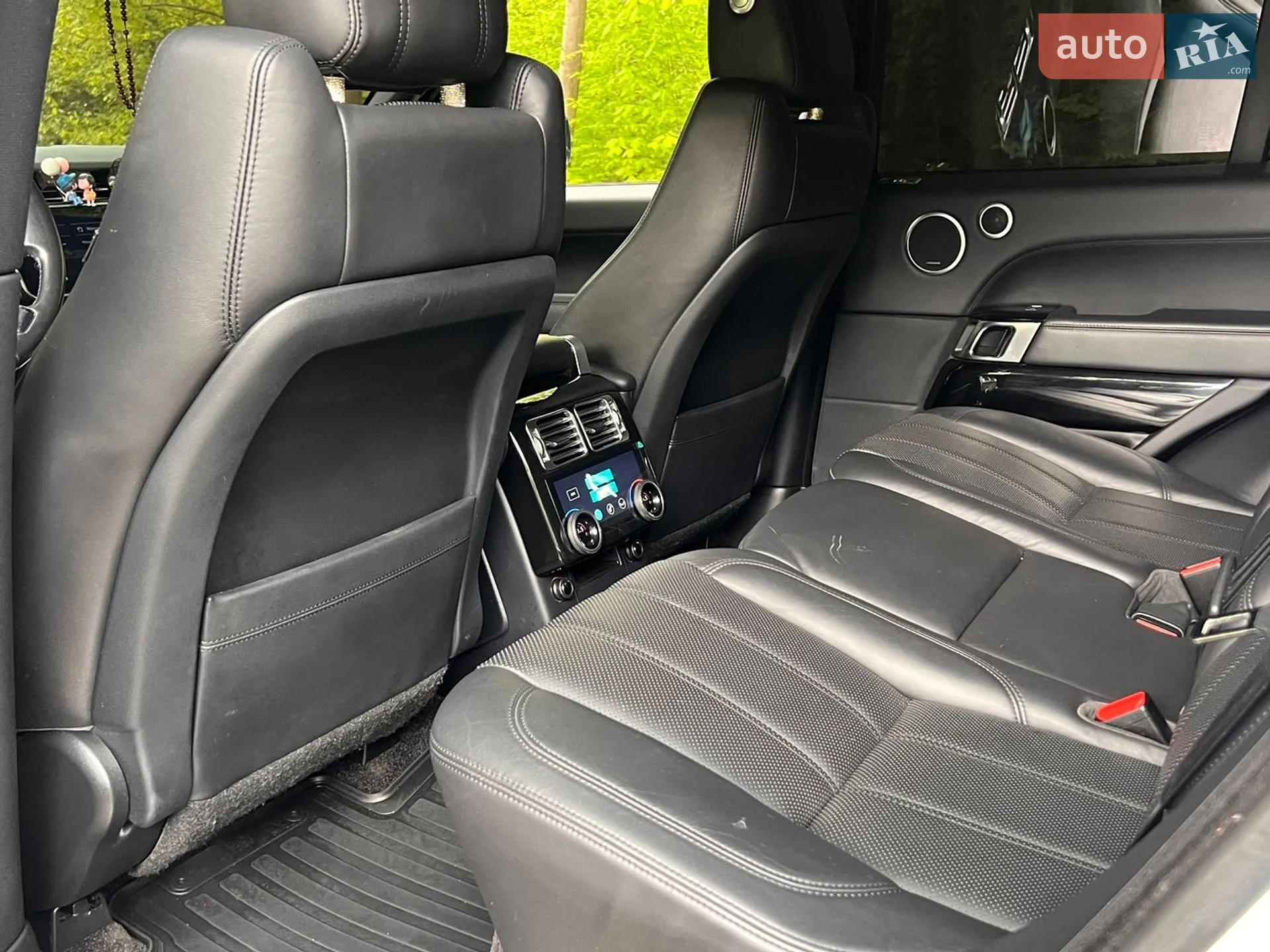 2015 Land Rover Range Rover - мініатюра 32
