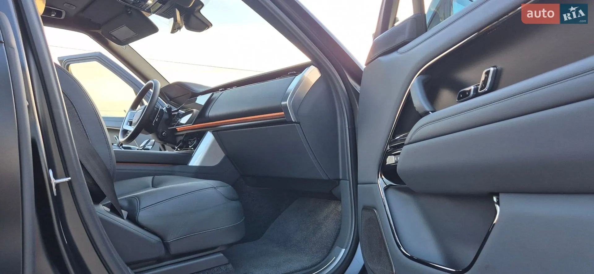 2023 Land Rover Range Rover - мініатюра 21