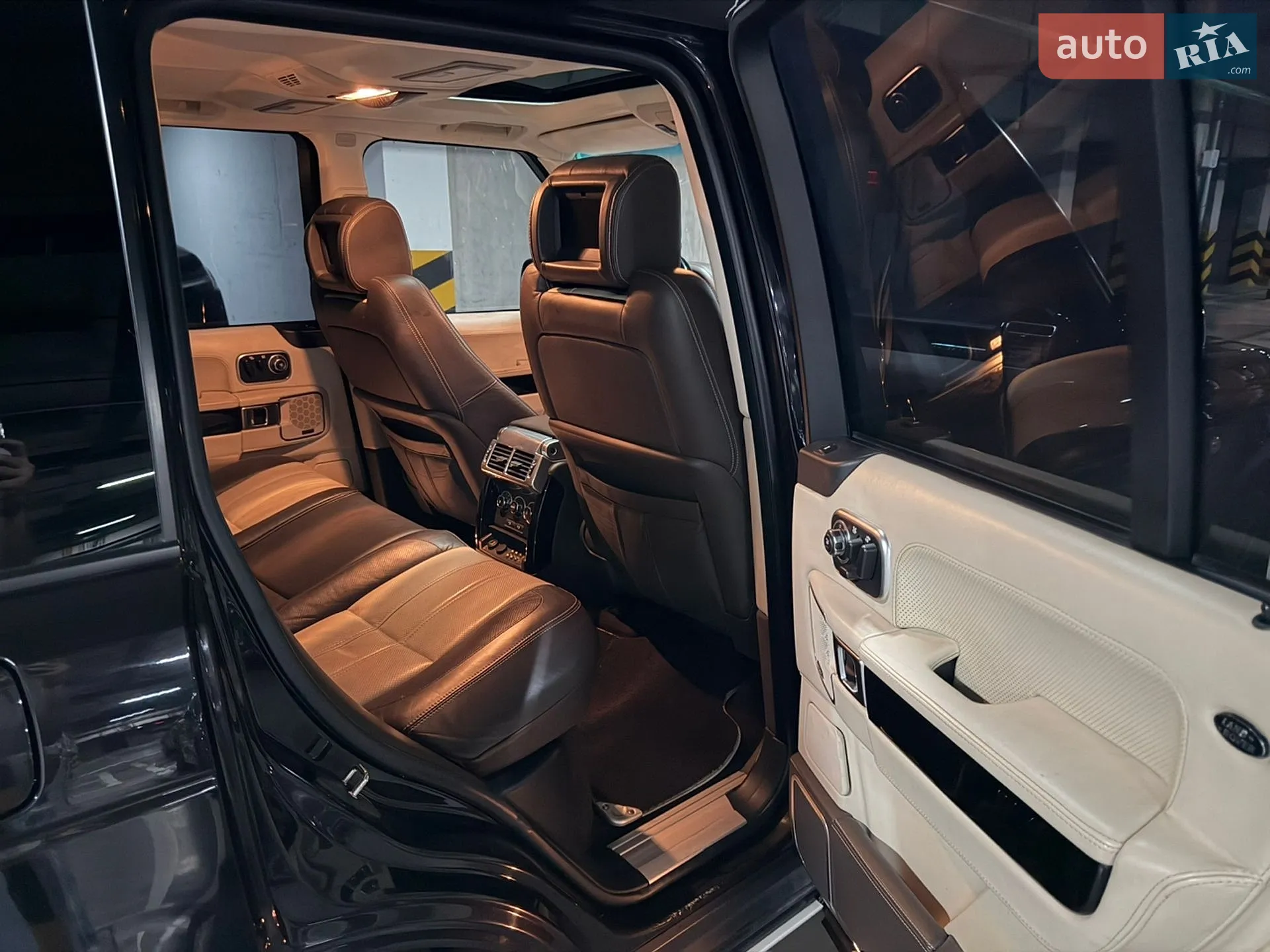 2011 Land Rover Range Rover - мініатюра 23