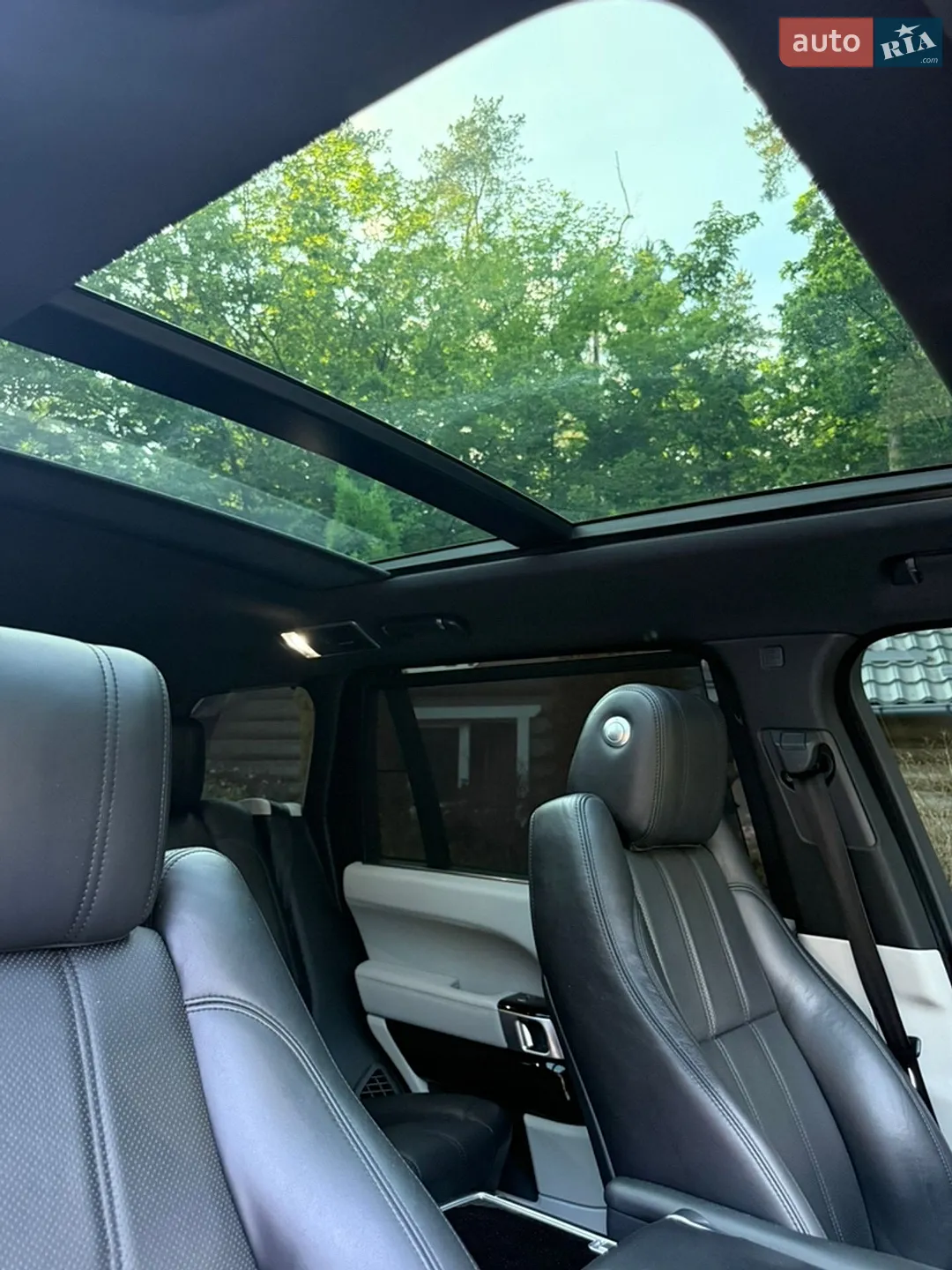 2016 Land Rover Range Rover - мініатюра 30