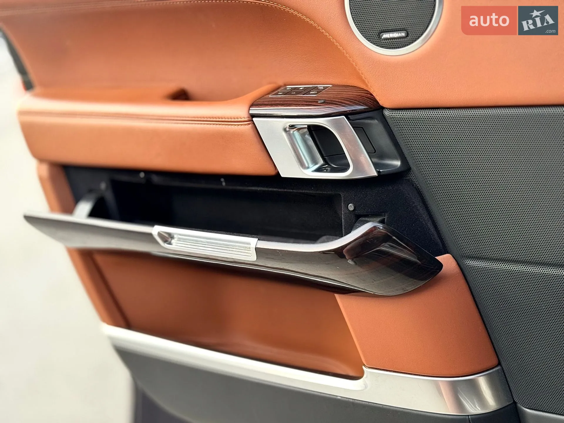 2013 Land Rover Range Rover - мініатюра 54