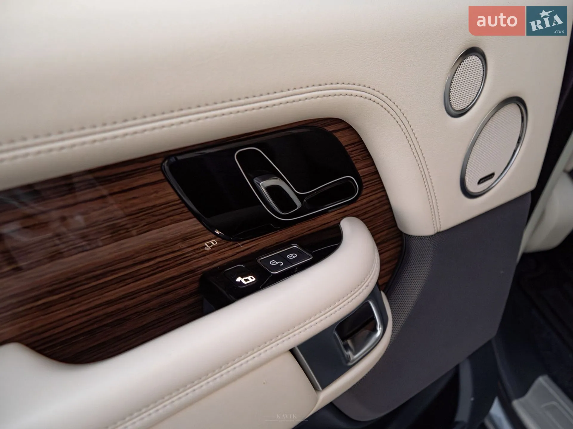 2018 Land Rover Range Rover - мініатюра 30