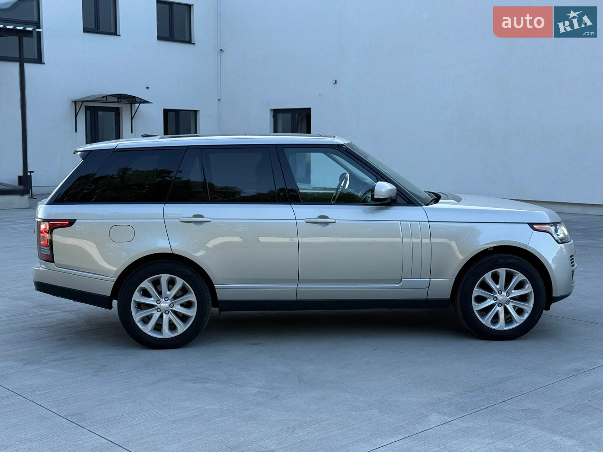2013 Land Rover Range Rover - мініатюра 16