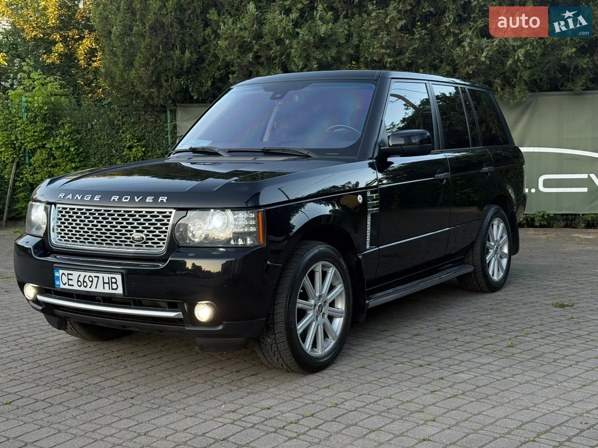 2010 Land Rover Range Rover - мініатюра 2