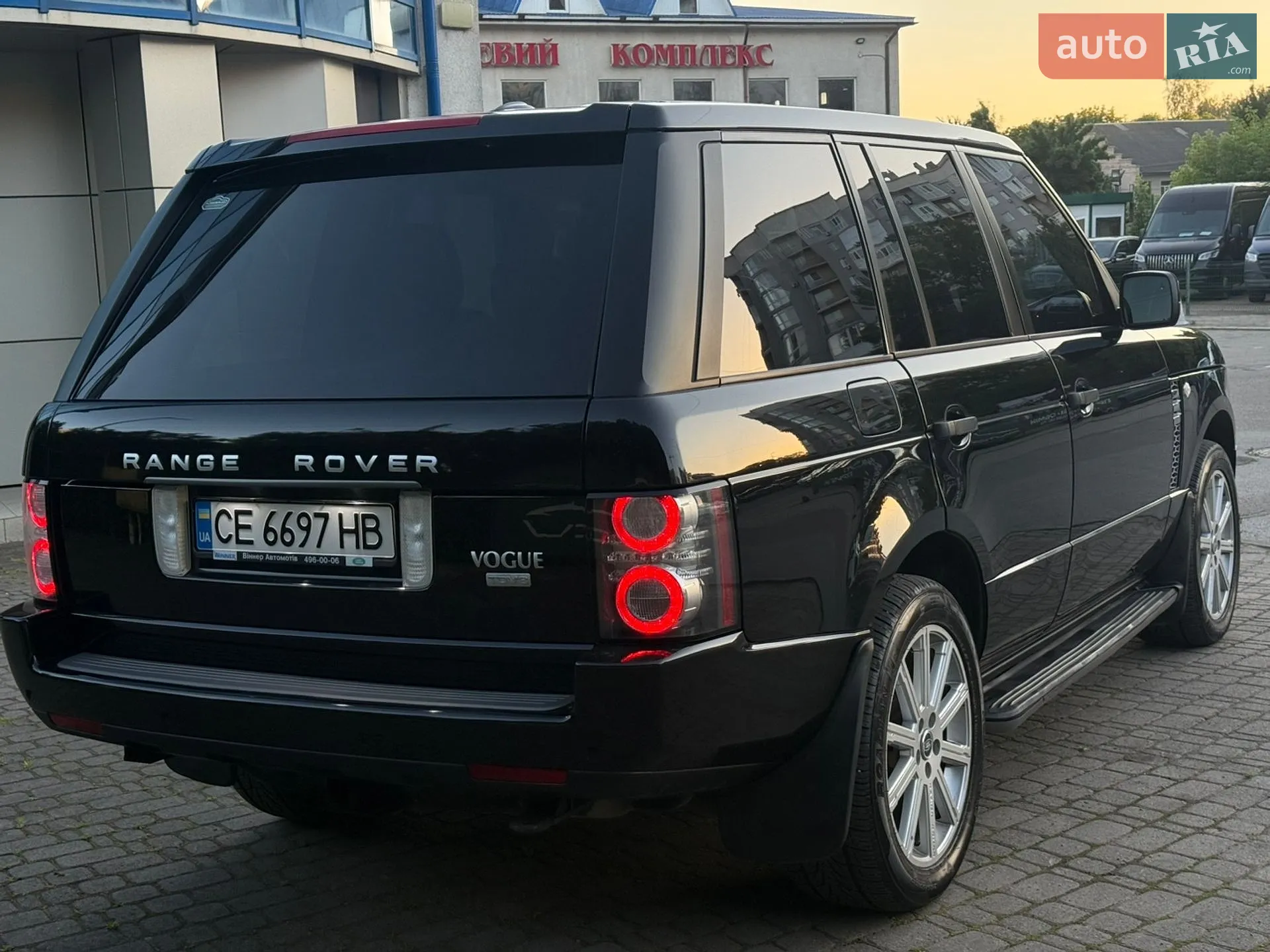 2010 Land Rover Range Rover - мініатюра 9