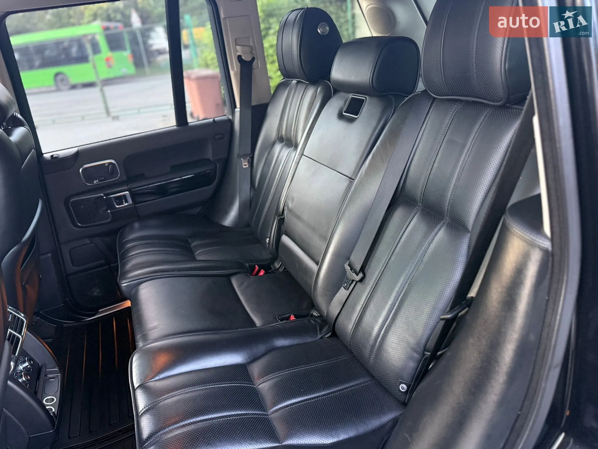 2010 Land Rover Range Rover - мініатюра 26