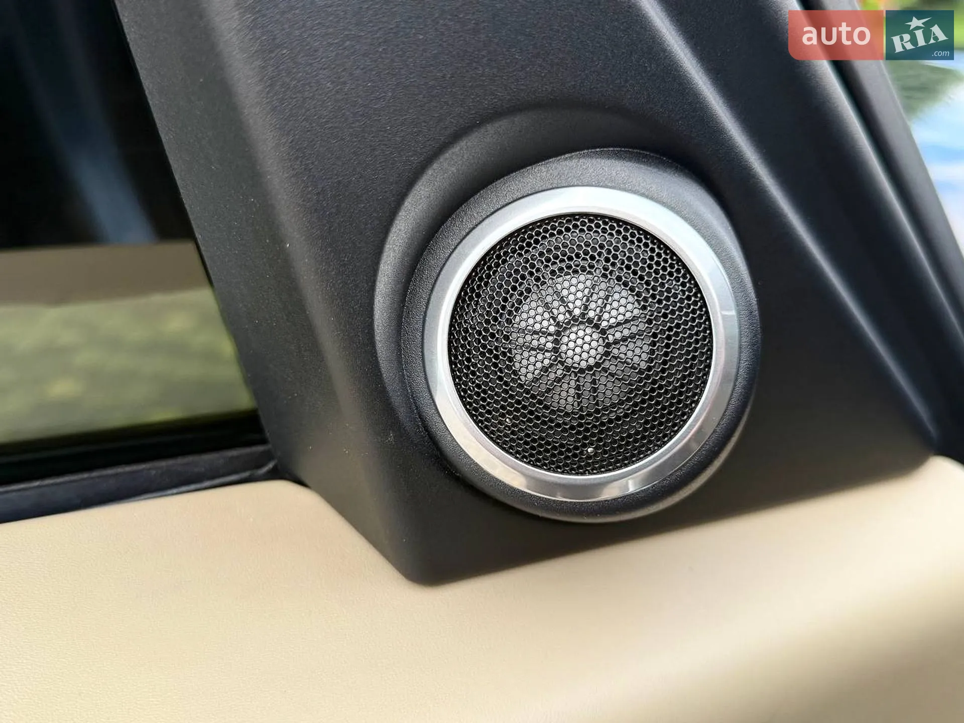 2019 Land Rover Range Rover - мініатюра 22