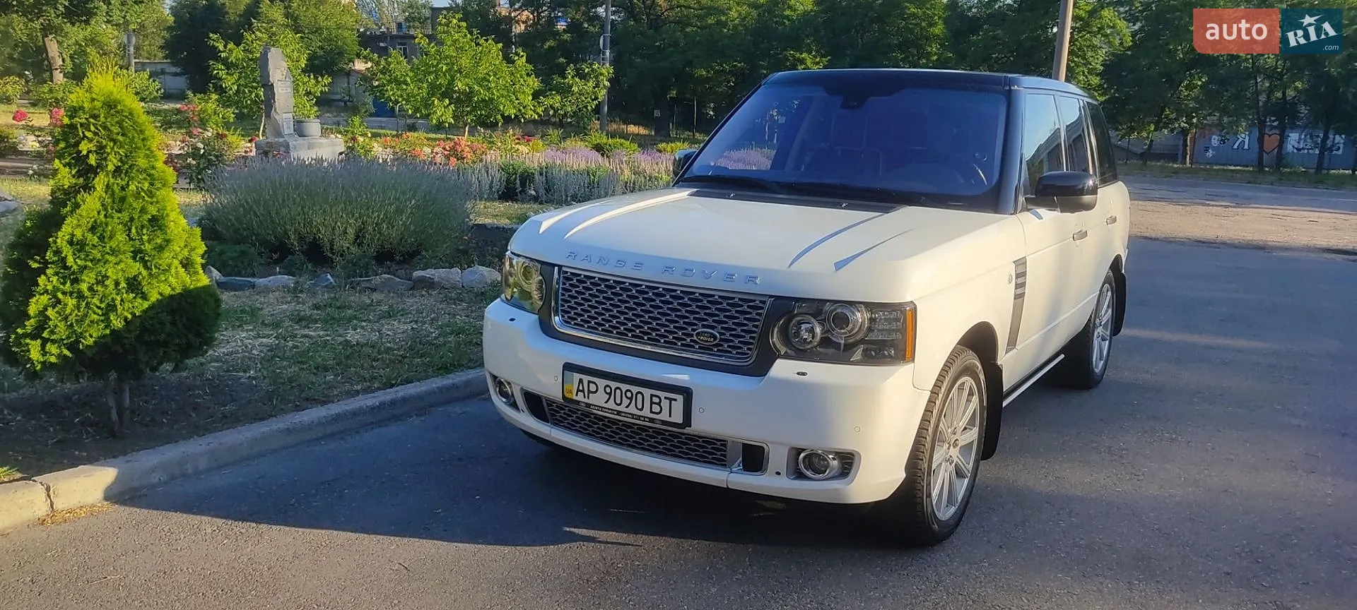 2011 Land Rover Range Rover - мініатюра 19