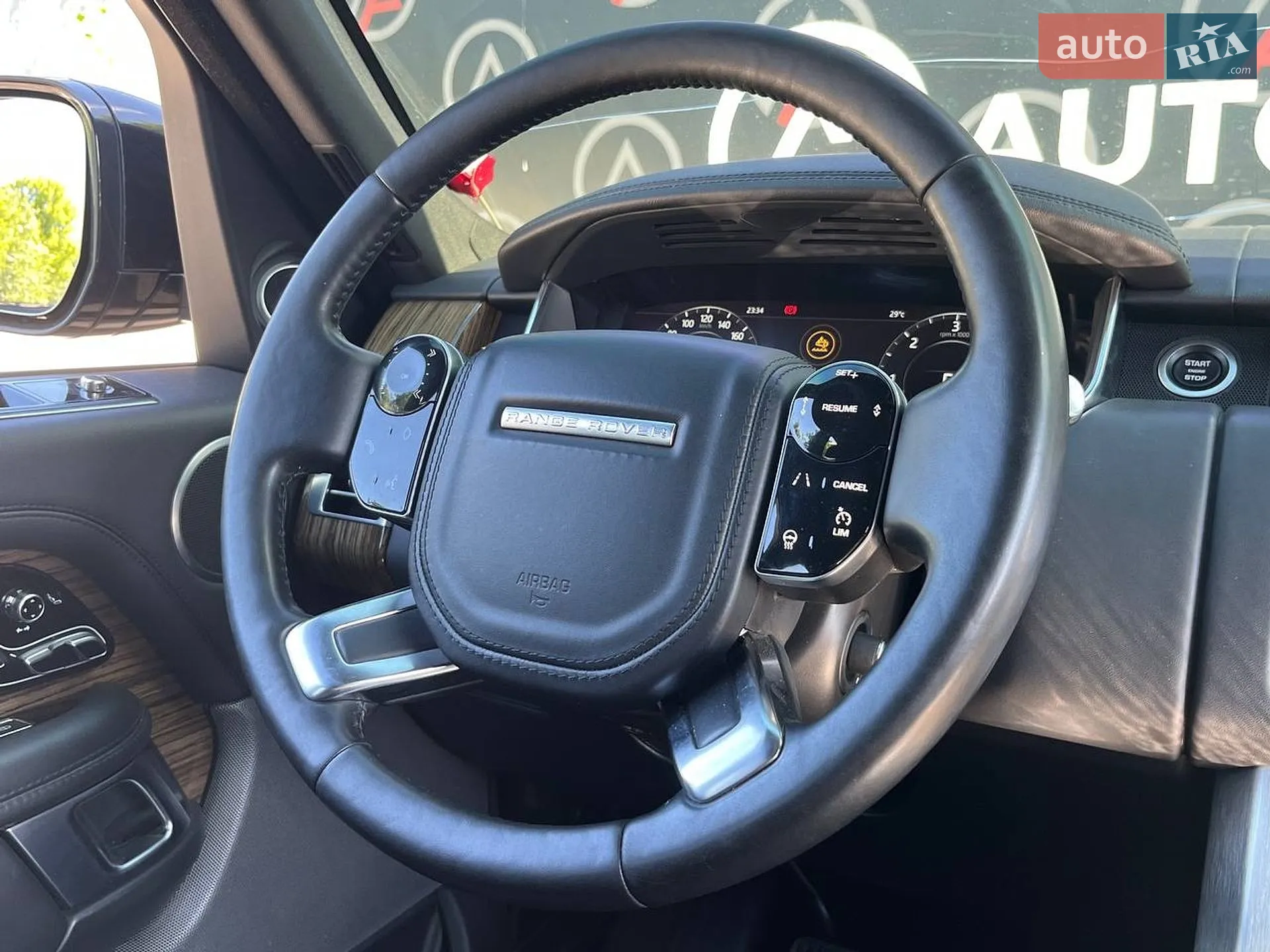 2019 Land Rover Range Rover - мініатюра 17