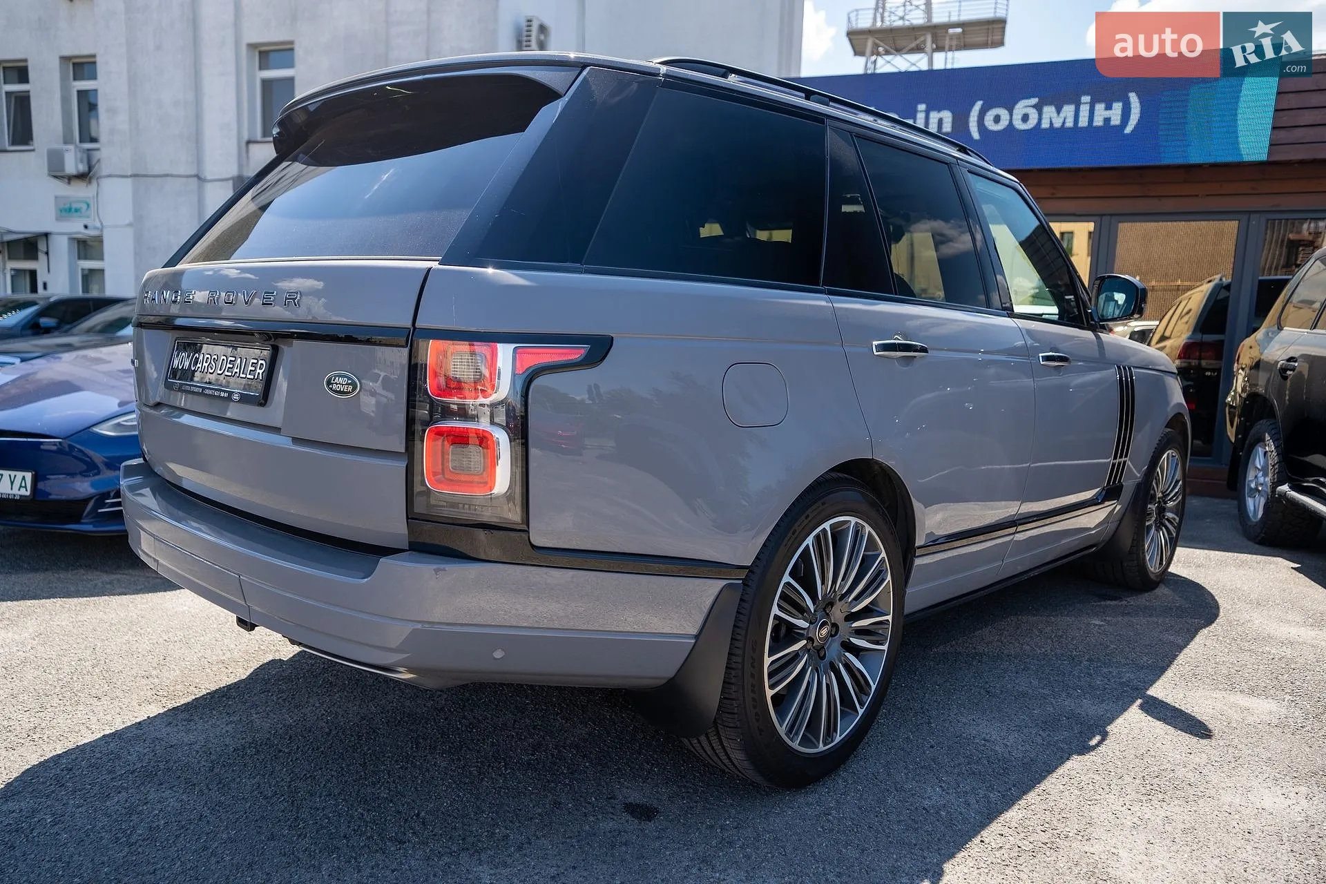 2018 Land Rover Range Rover - мініатюра 16