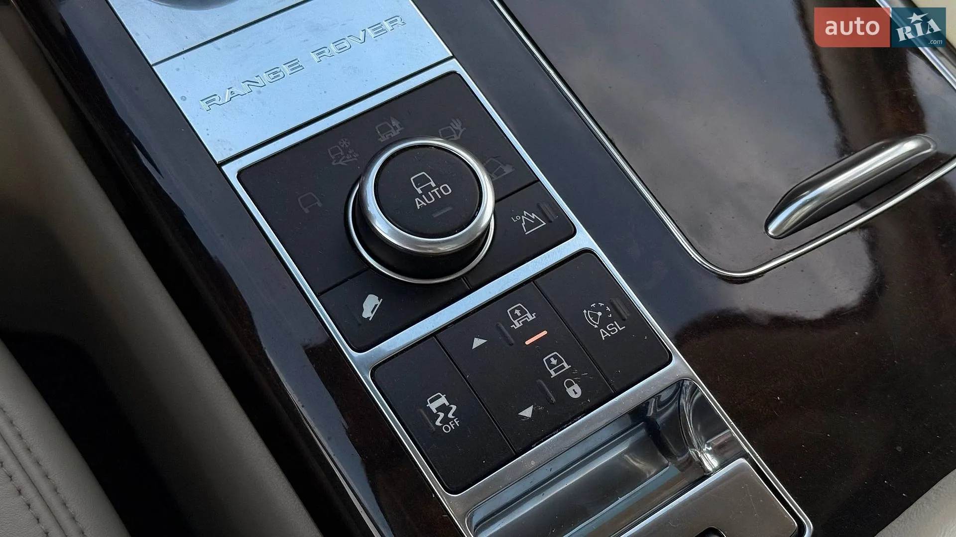 2013 Land Rover Range Rover - мініатюра 36