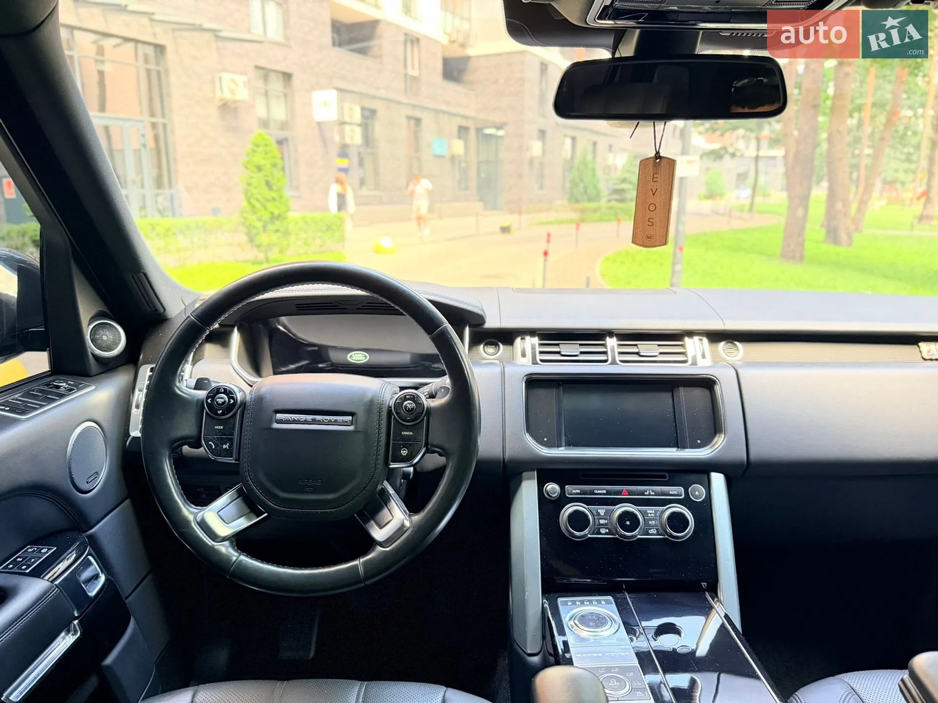2015 Land Rover Range Rover - мініатюра 30