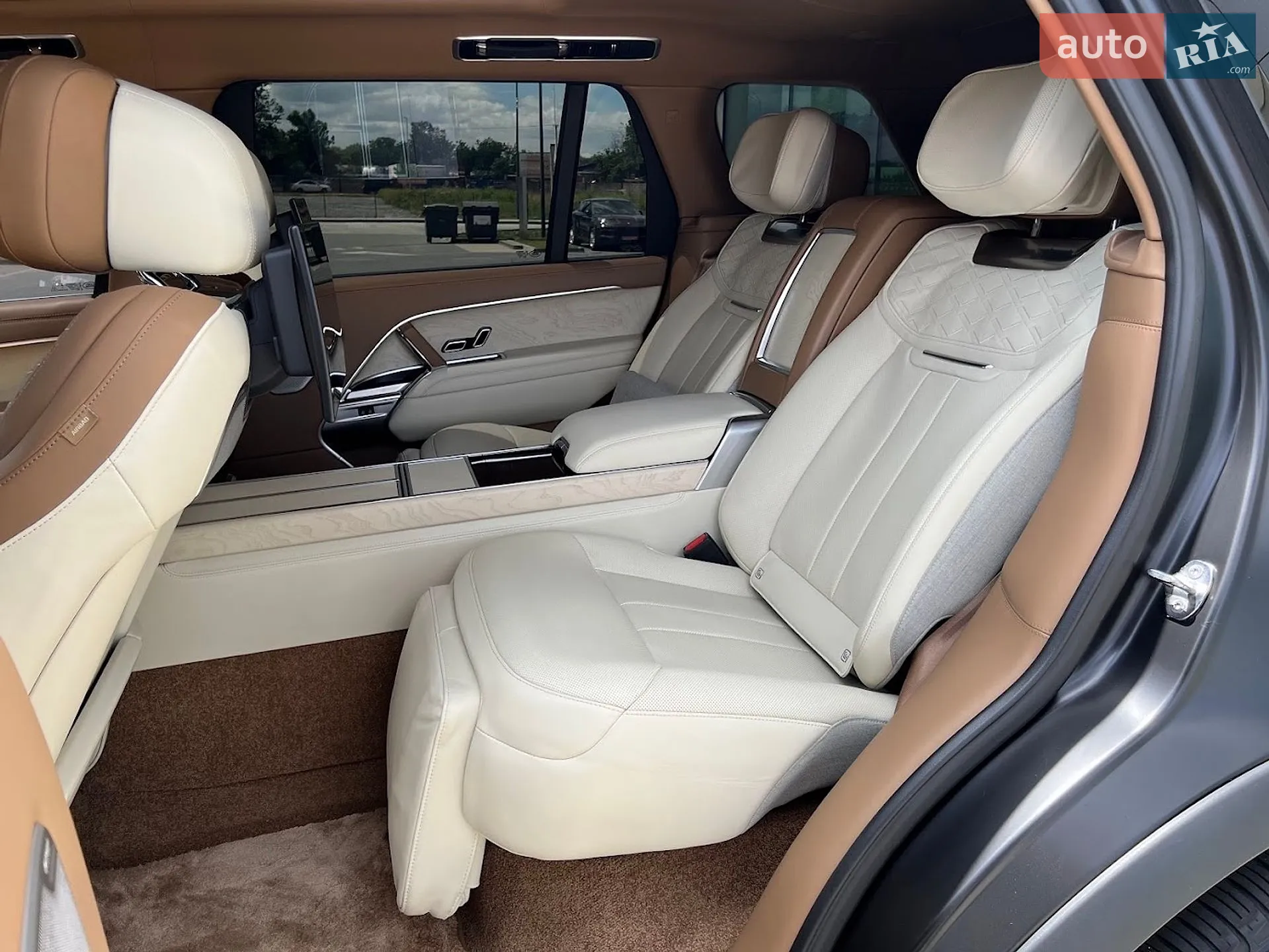 Land Rover Range Rover 2023 VIN SALKABBW6PA053947 фото оголошення 27 з 37