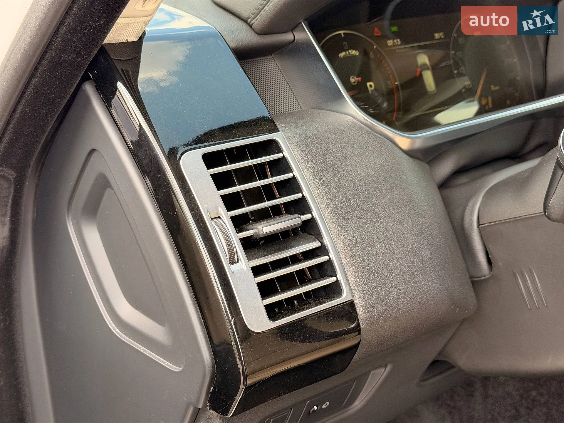 2016 Land Rover Range Rover - мініатюра 42