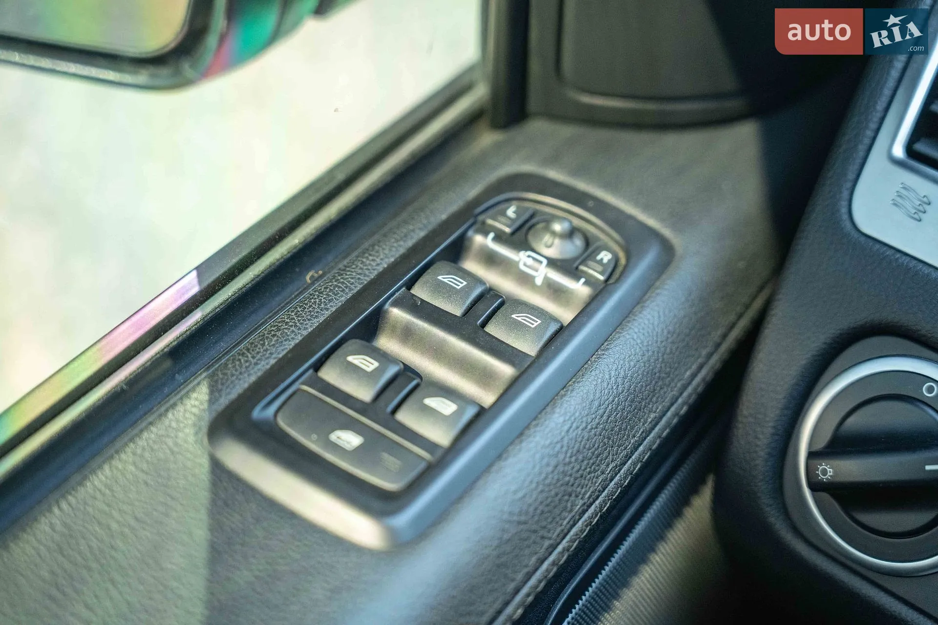 2012 Land Rover Range Rover - мініатюра 21