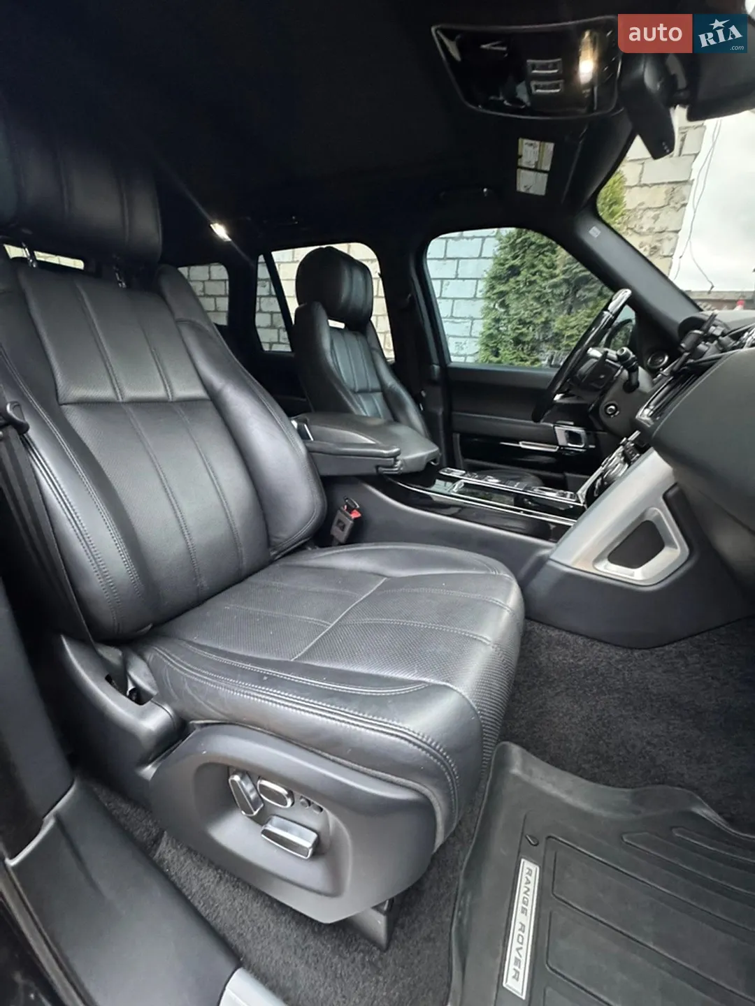 2015 Land Rover Range Rover - мініатюра 16