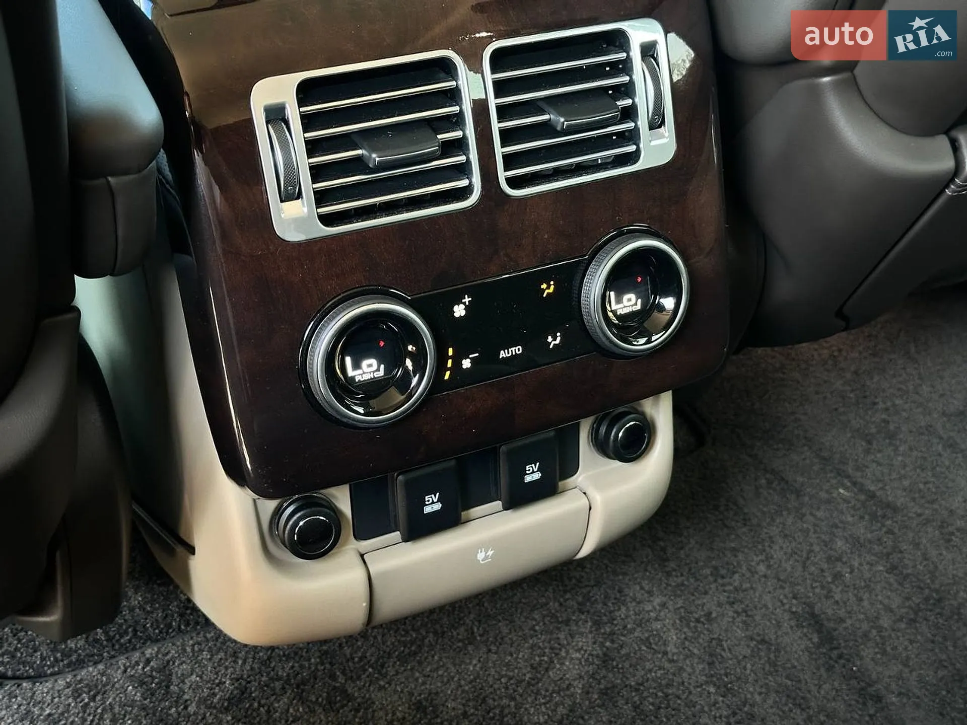 2019 Land Rover Range Rover - мініатюра 20
