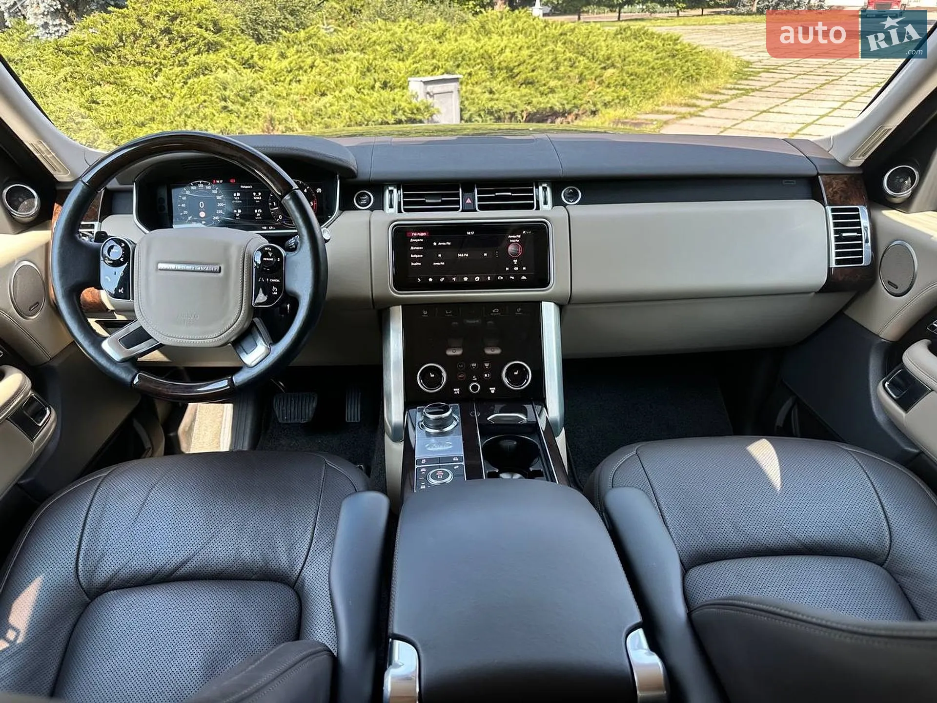 2019 Land Rover Range Rover - мініатюра 23