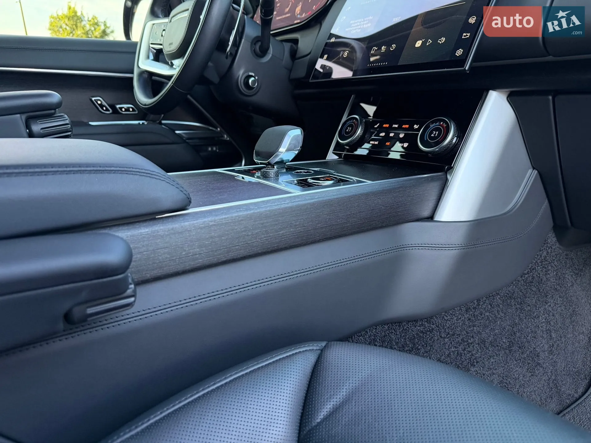 2022 Land Rover Range Rover - мініатюра 48