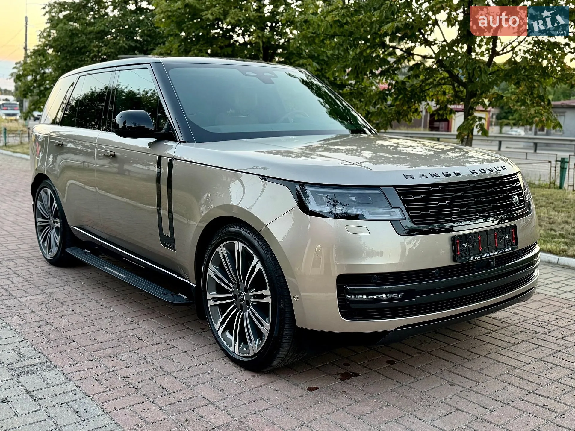 2025 Land Rover Range Rover - мініатюра 3